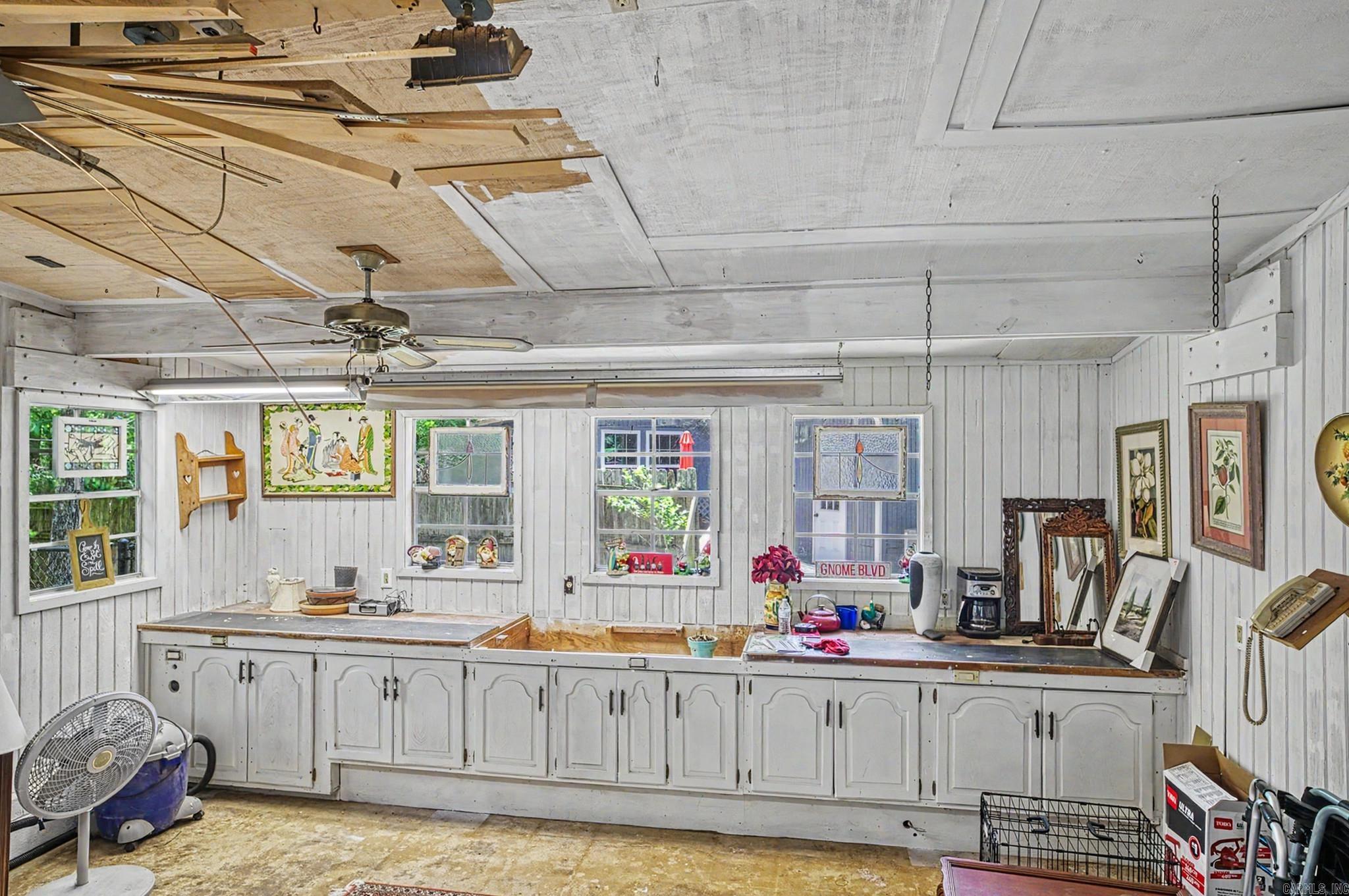 3 N Badalona Drive  Hot Springs Village, AR