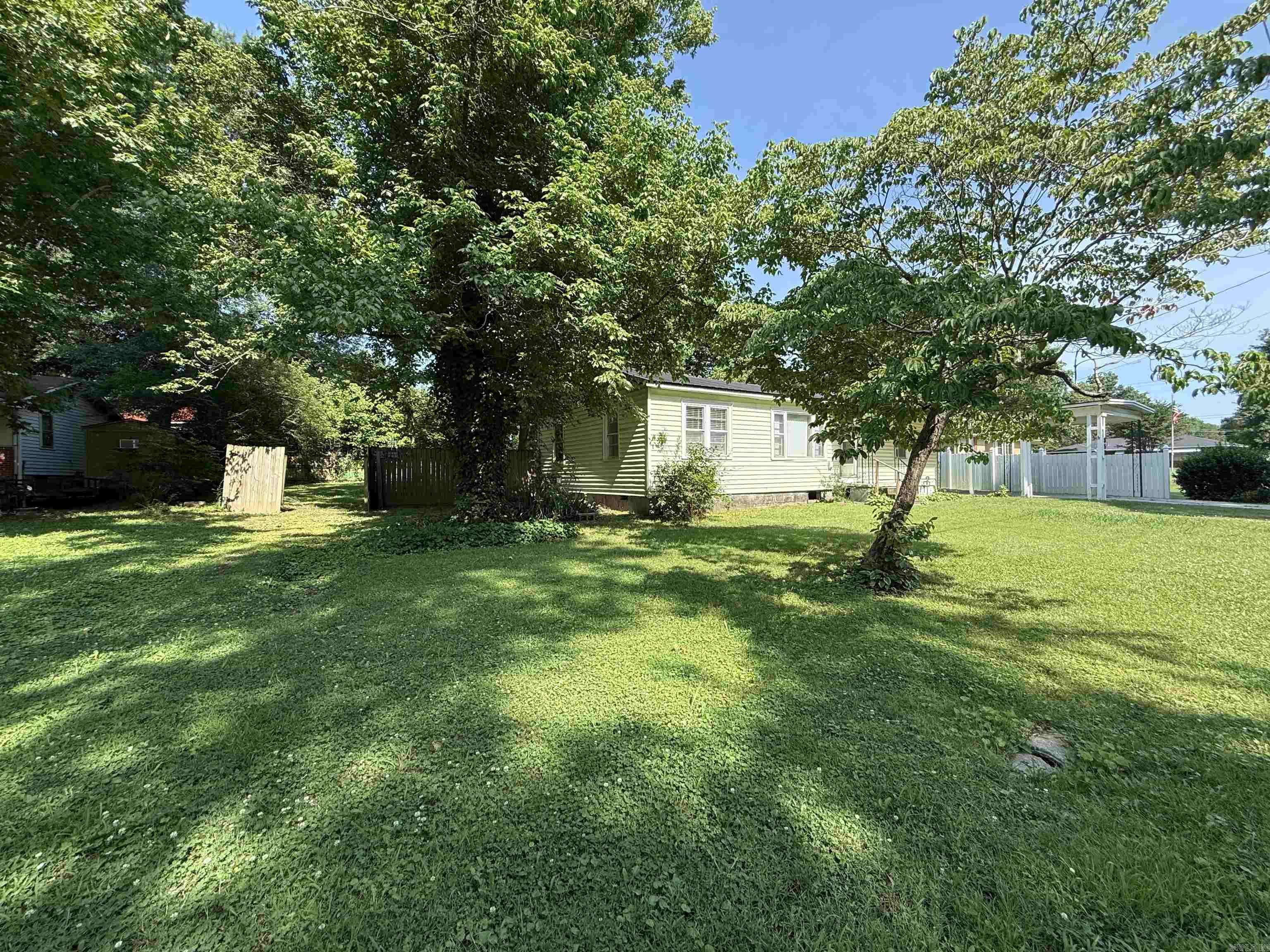 852 Circle  Piggott, AR