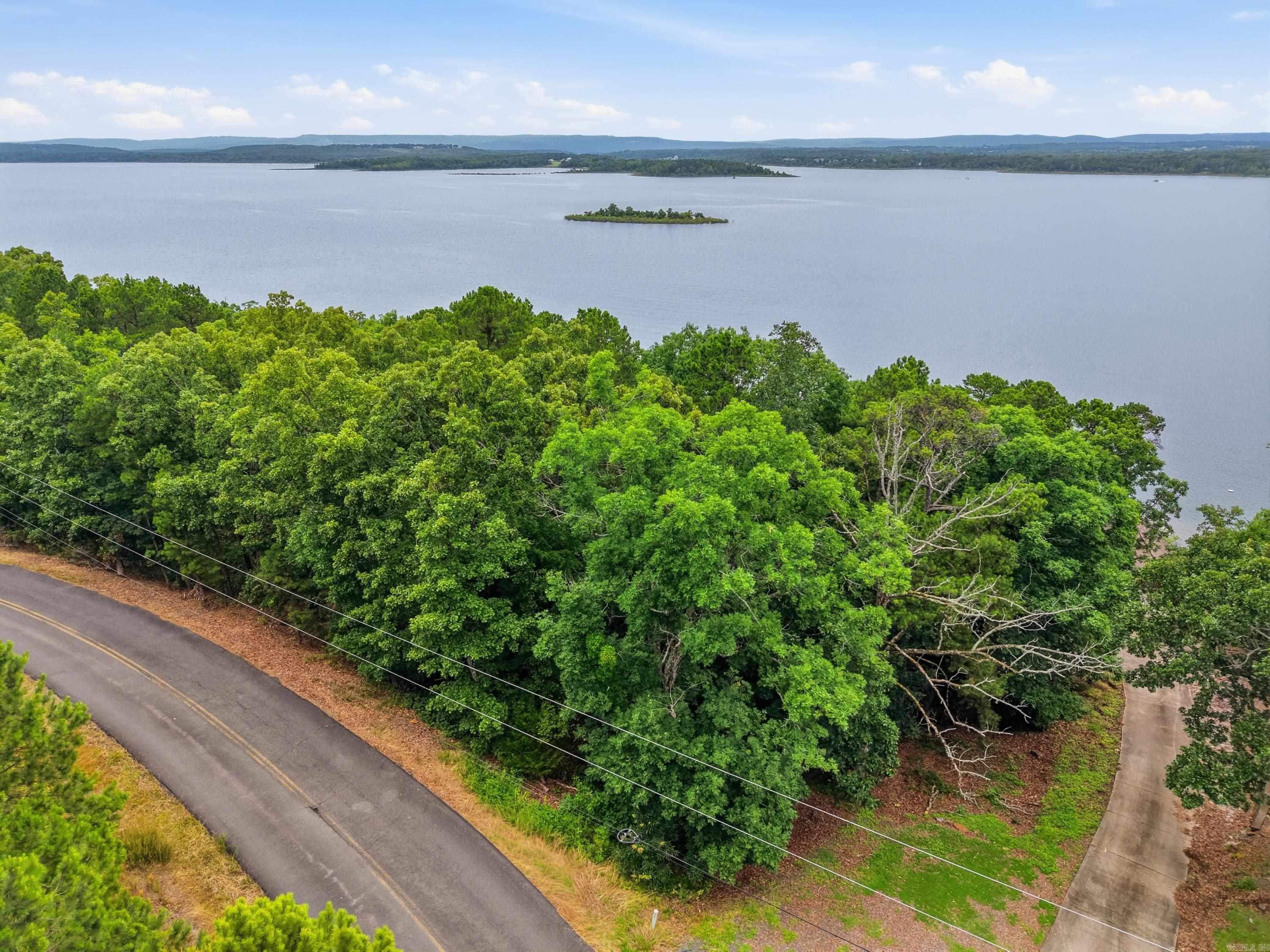 609 Lakefront  Quitman, AR
