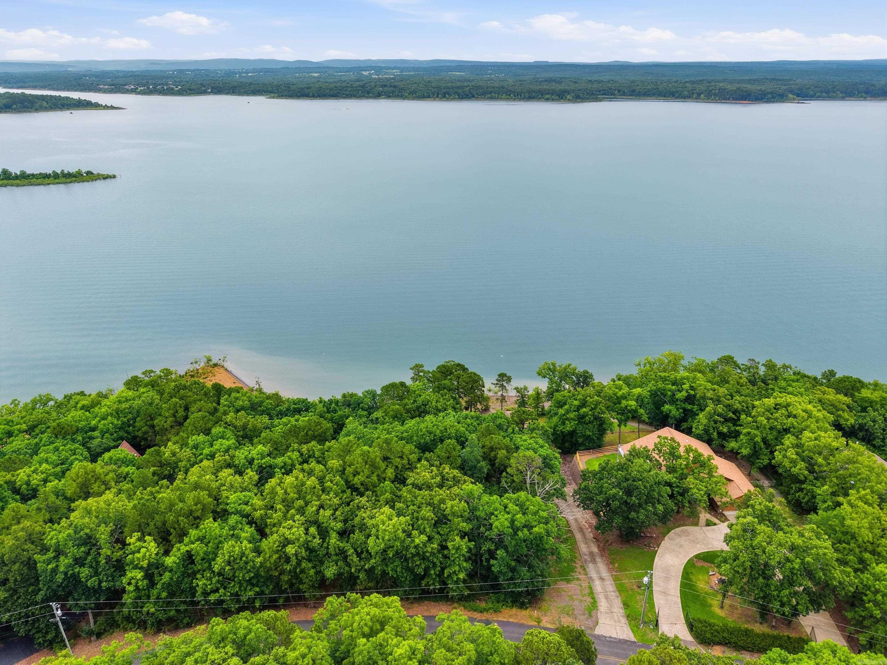 609 Lakefront  Quitman, AR
