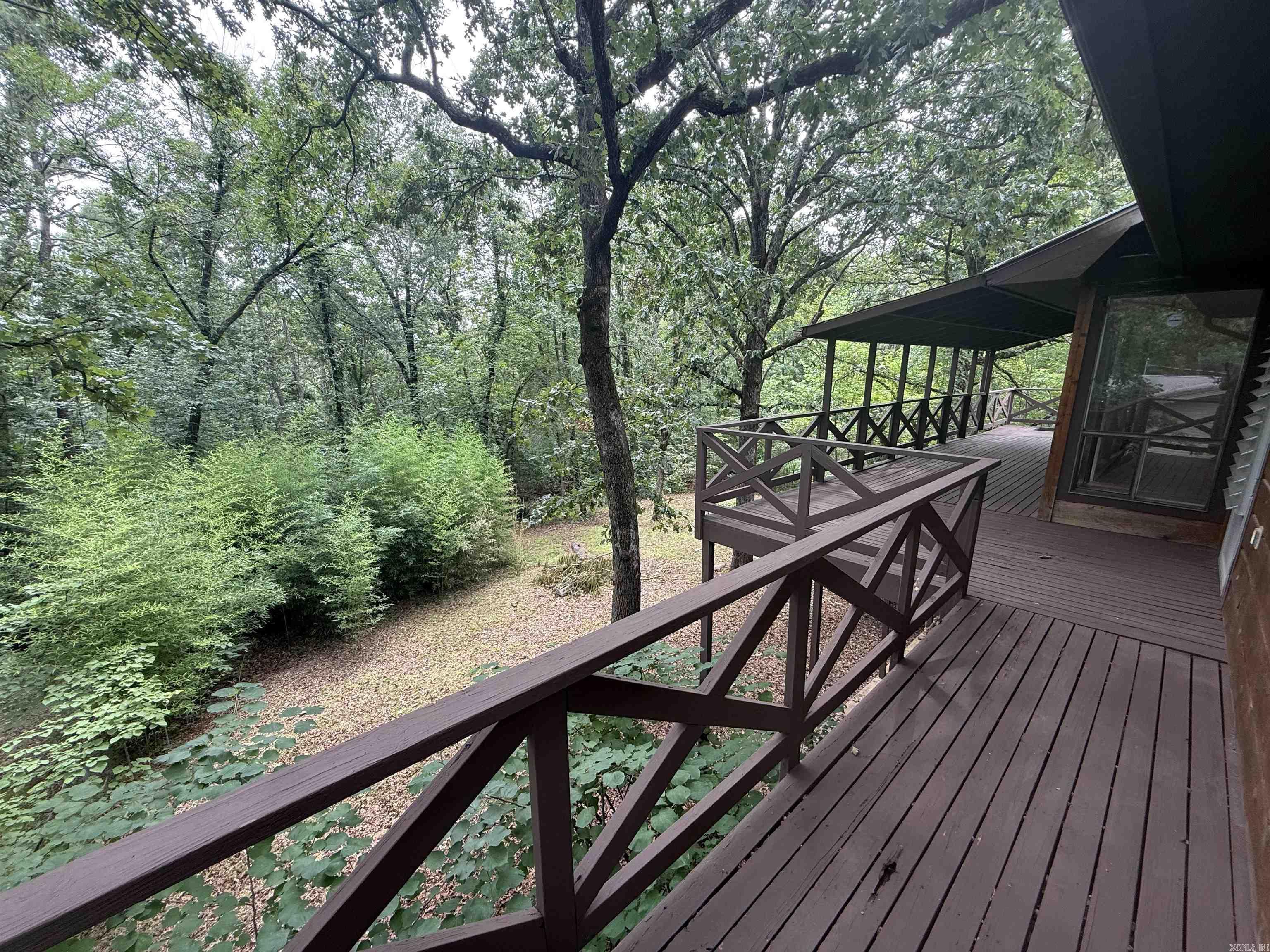 230 riverview  Fairfield Bay, AR