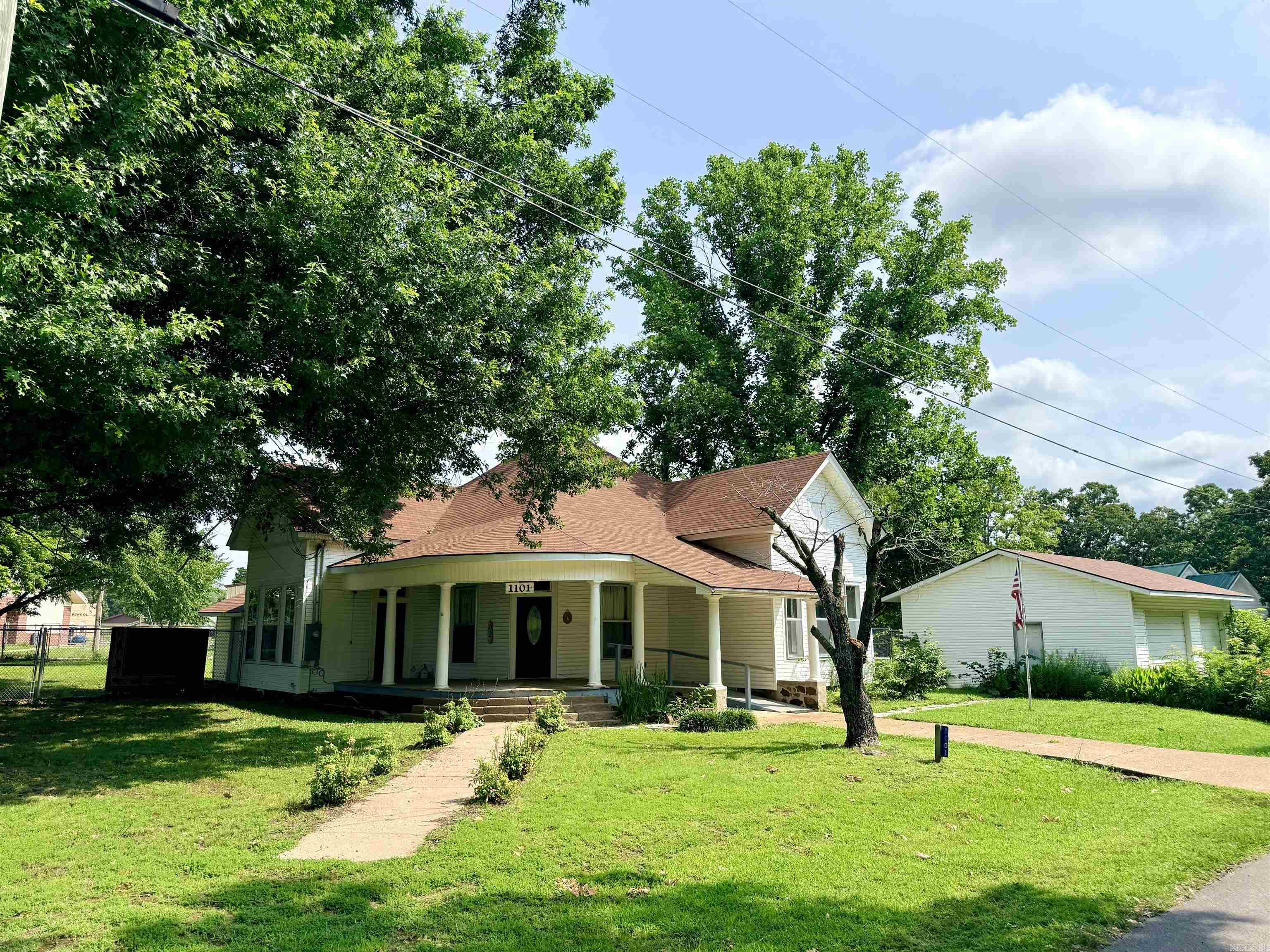 1101 Main  Pangburn, AR