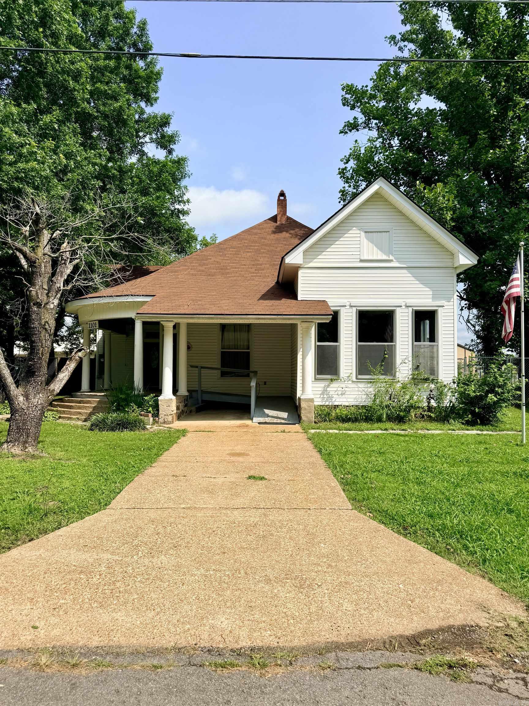 1101 Main  Pangburn, AR