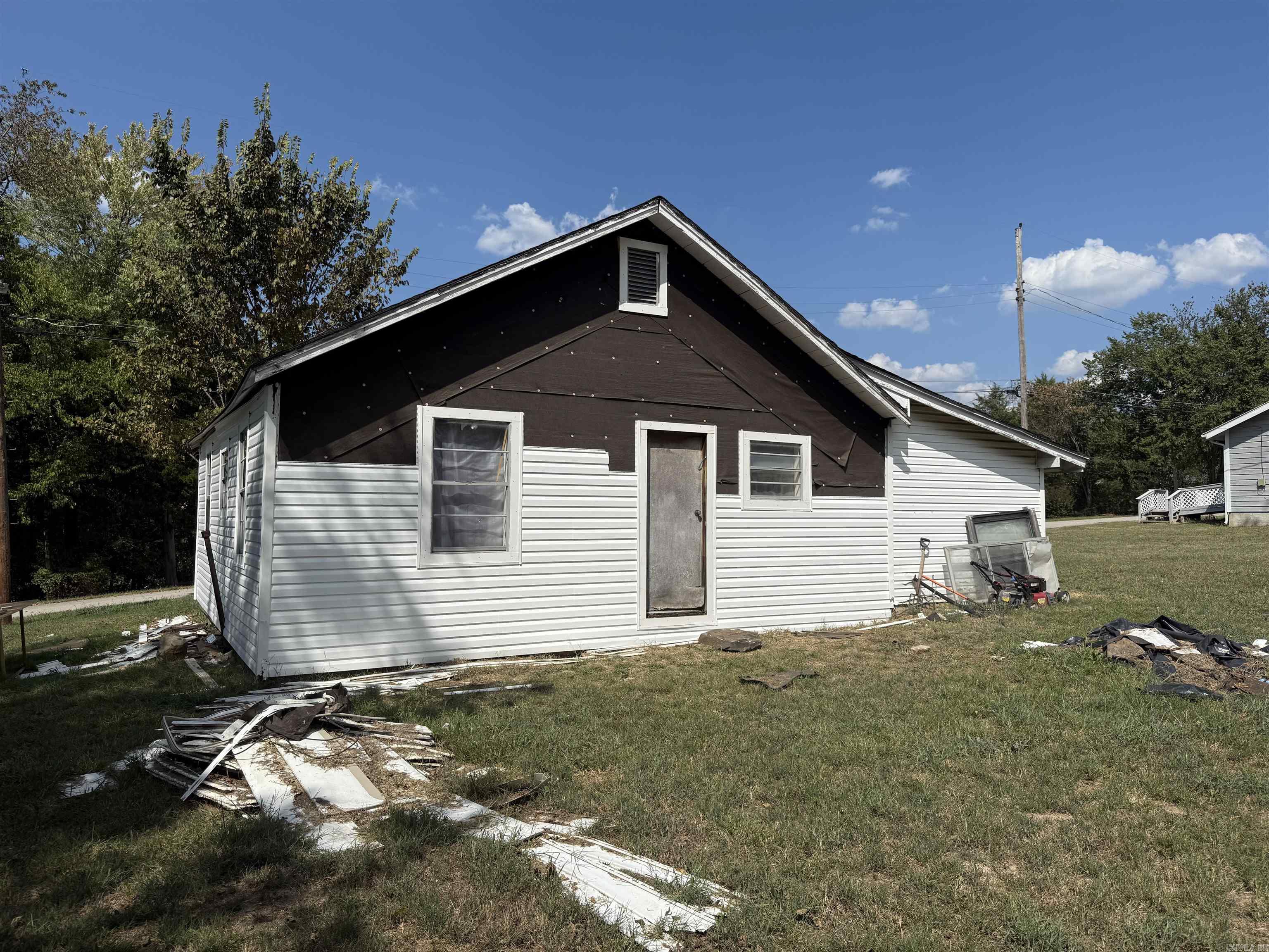 111 S Spring Street  Marshall, AR