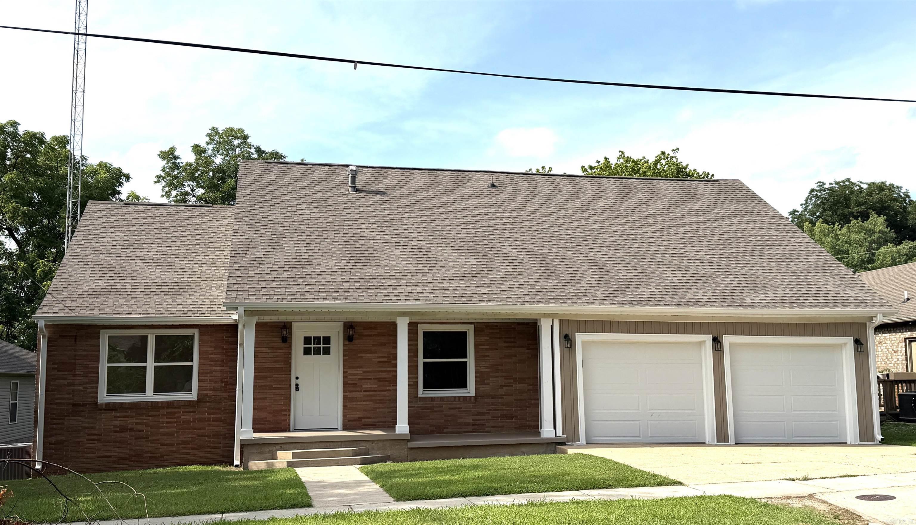 605 W Highland  Paragould, AR