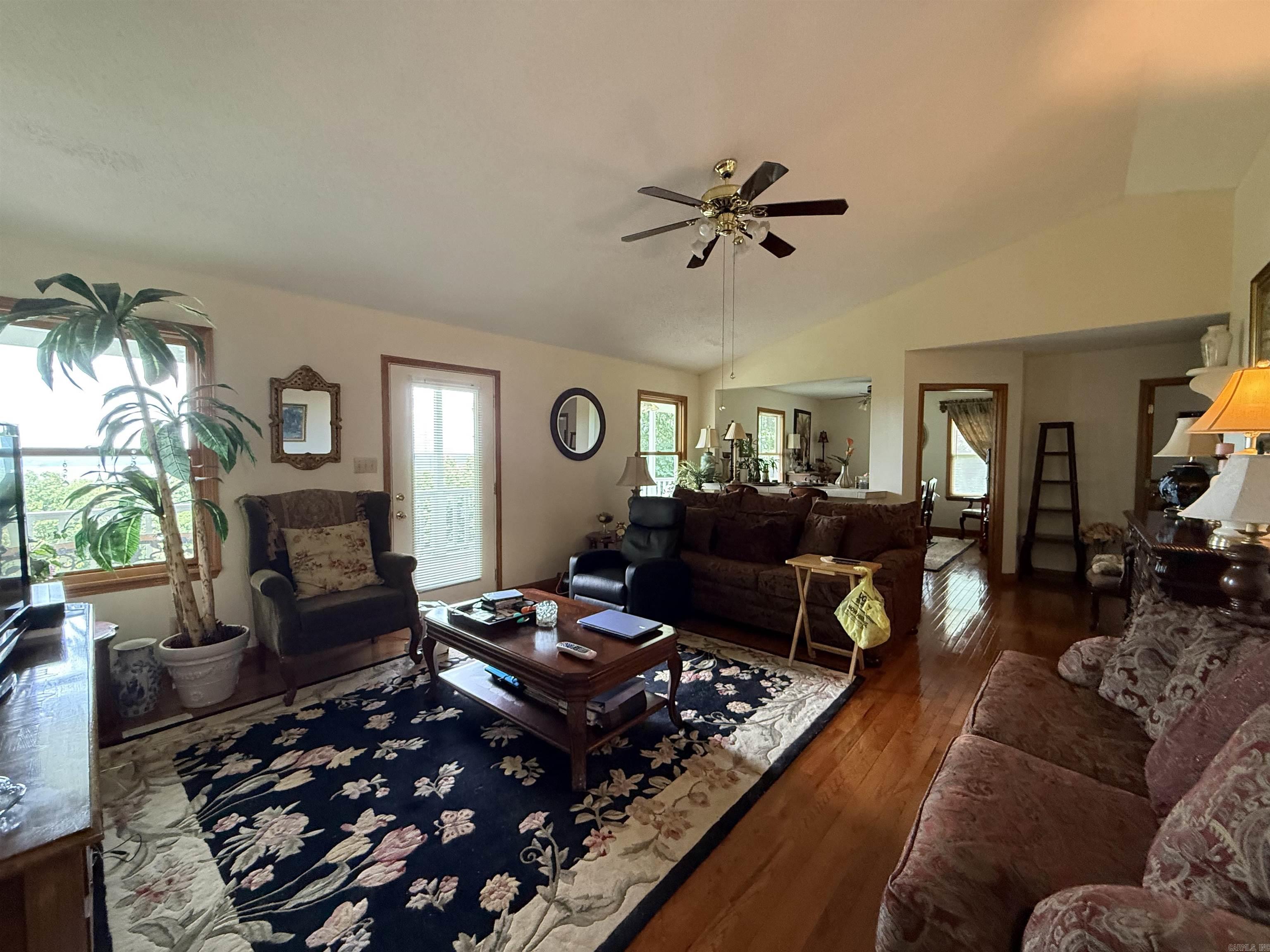2032 400 MC  Yellville, AR