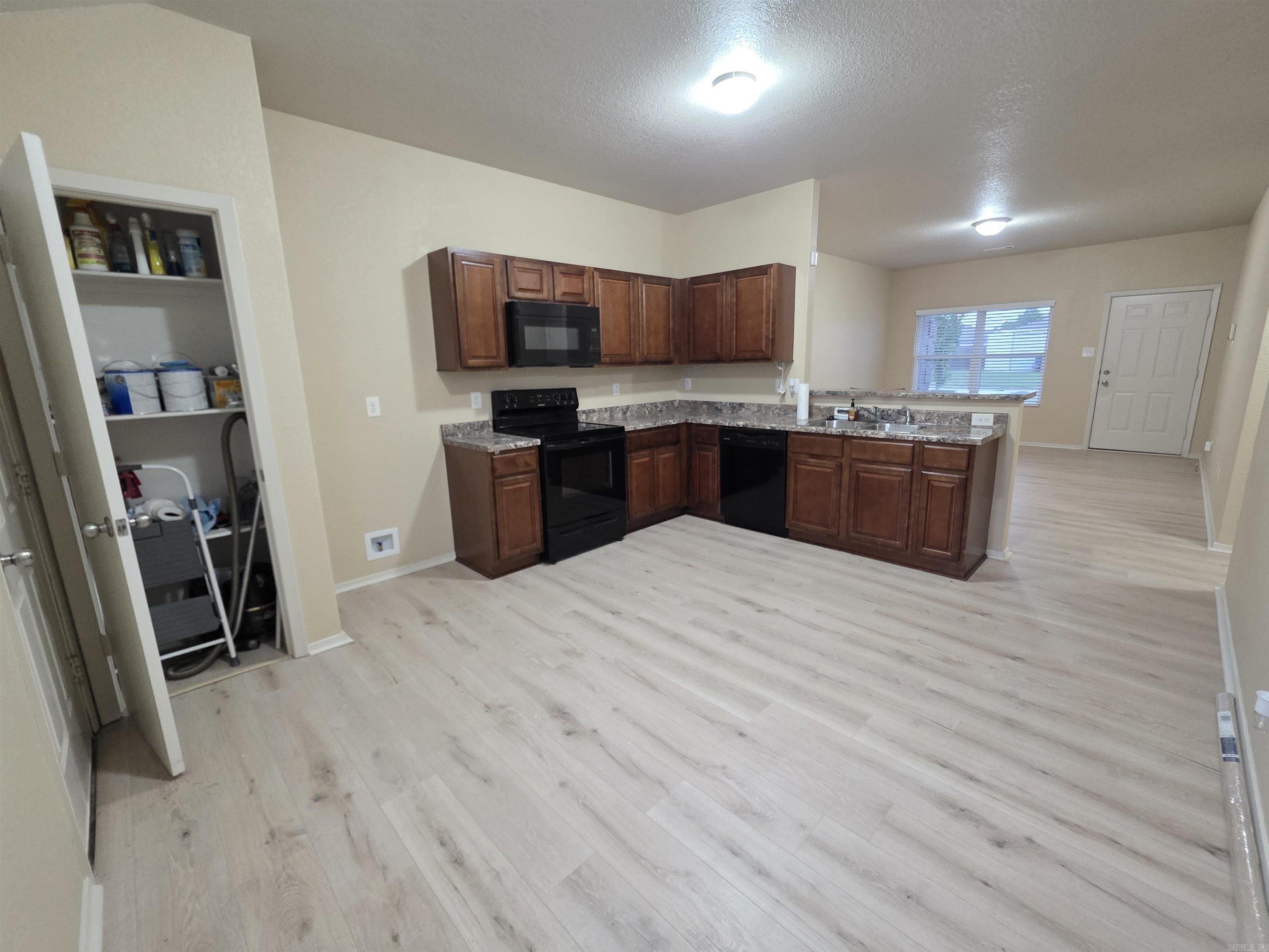 12100 Firethorn  North Little Rock, AR