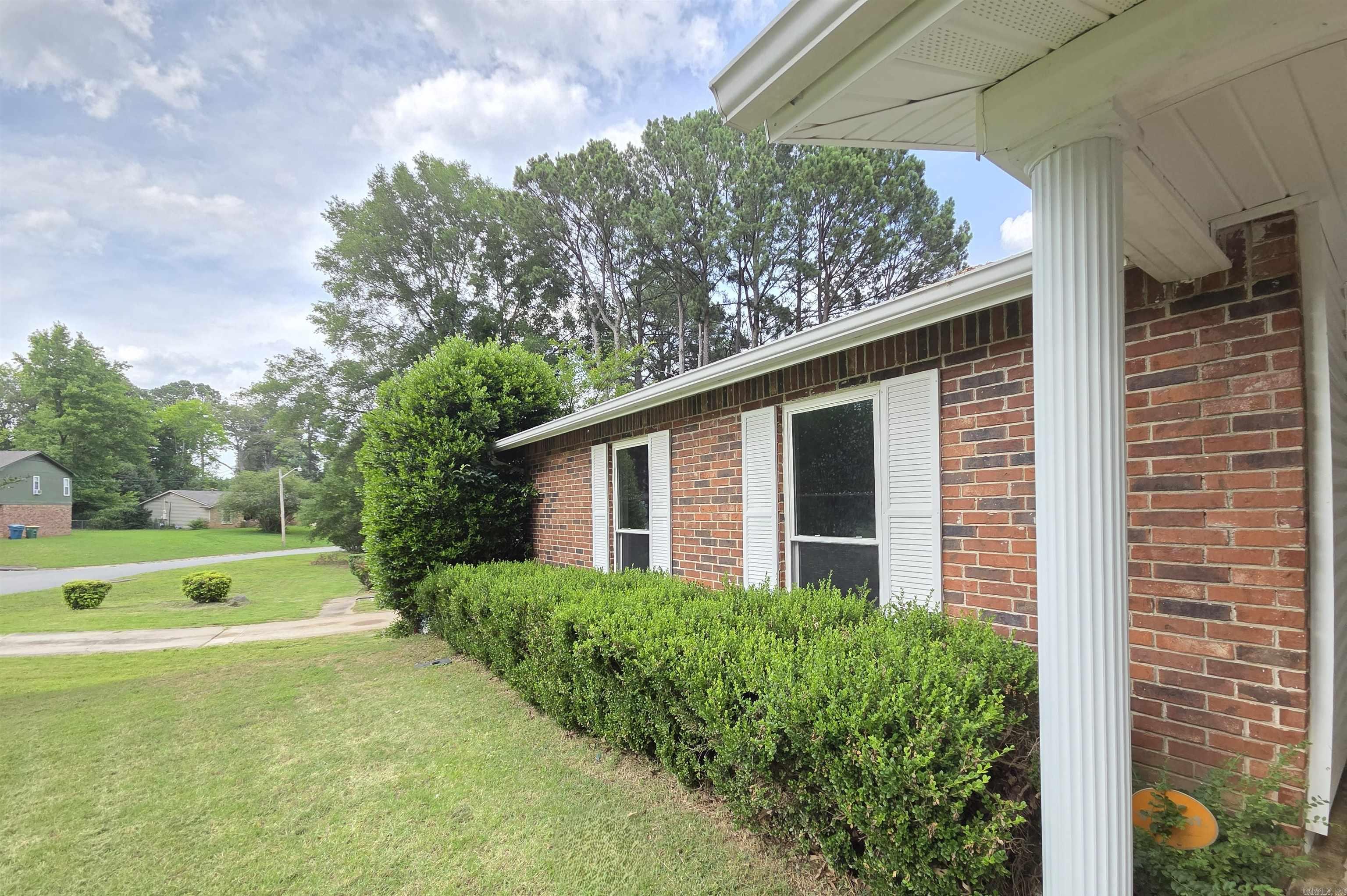 1909 Fair Oaks  Little Rock, AR