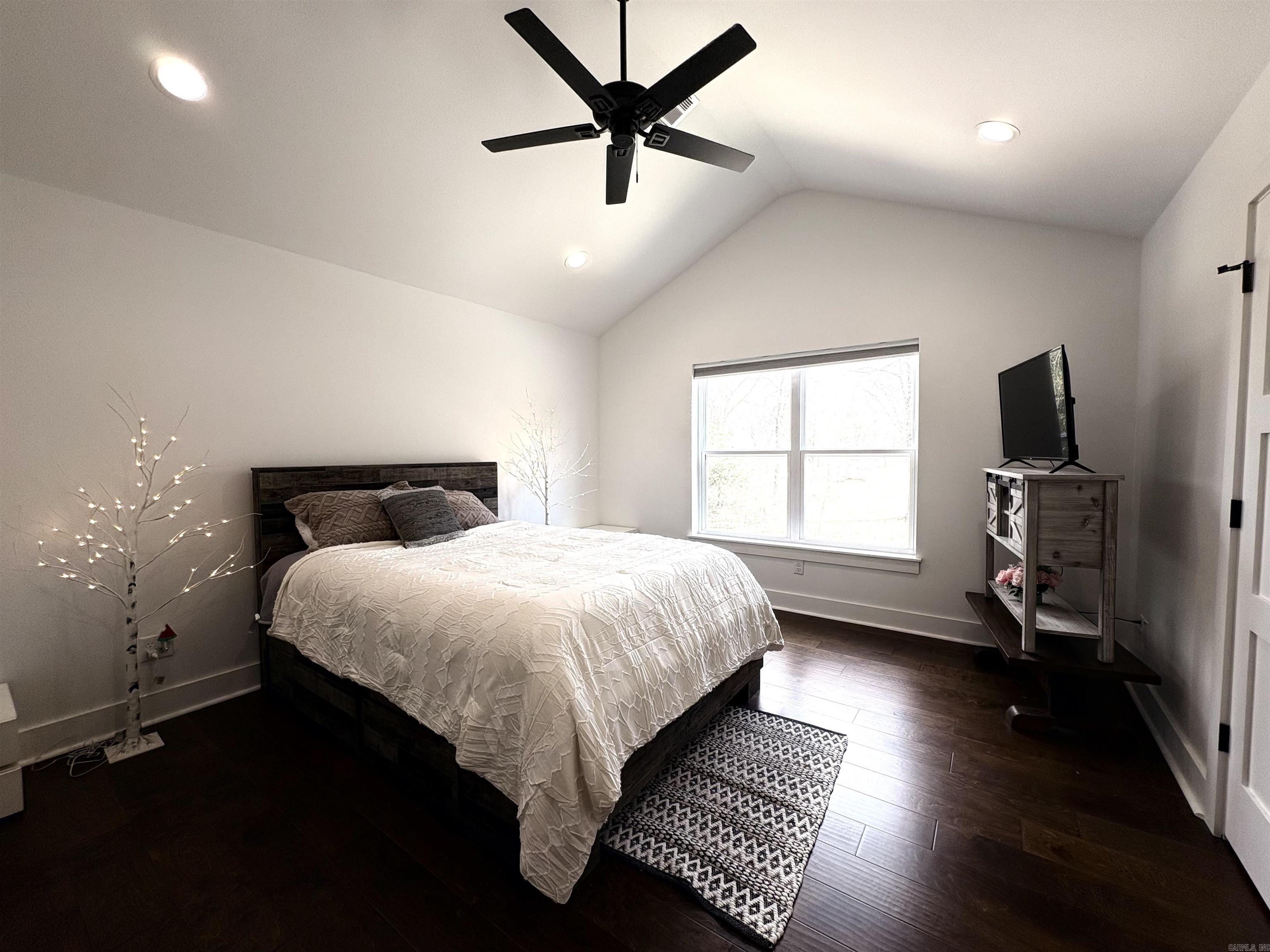 1 Hoxby  Bella Vista, AR