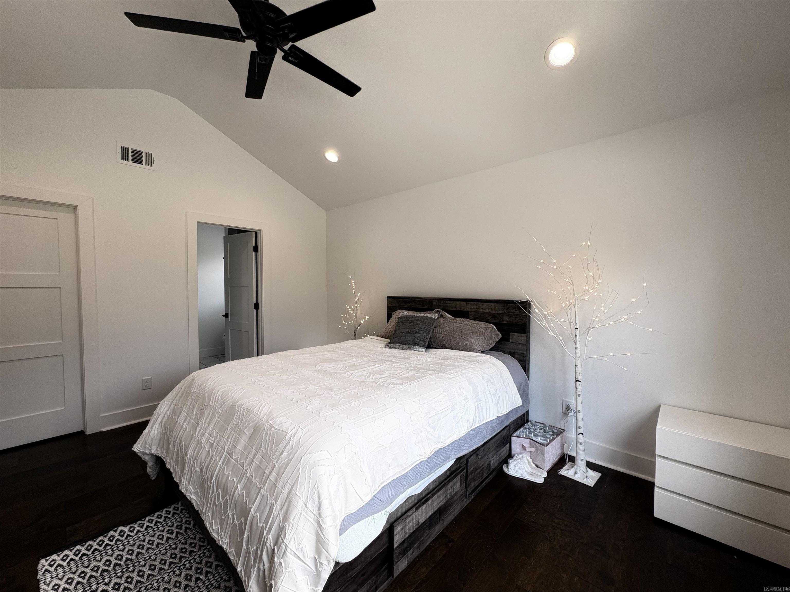 1 Hoxby  Bella Vista, AR
