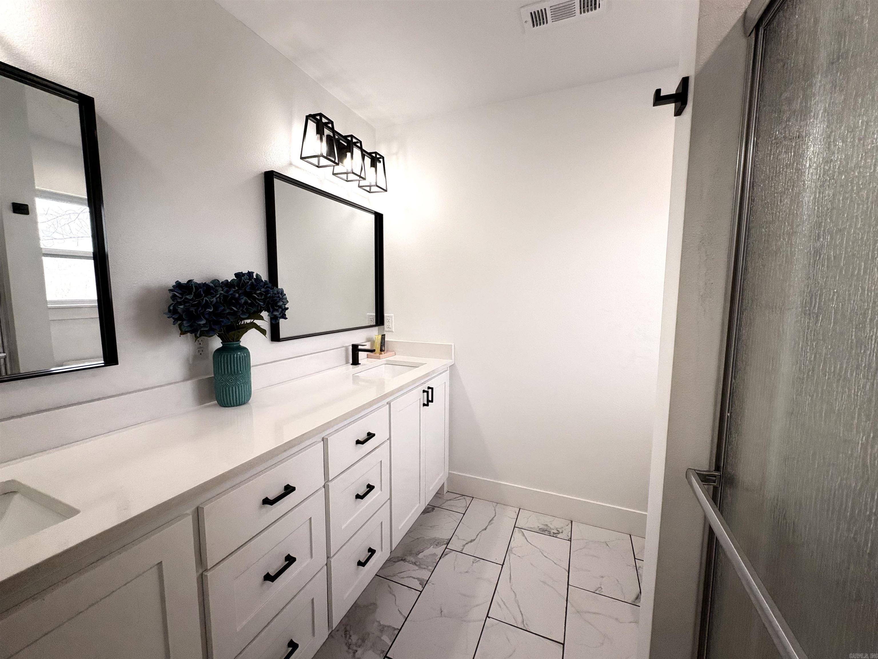 1 Hoxby  Bella Vista, AR