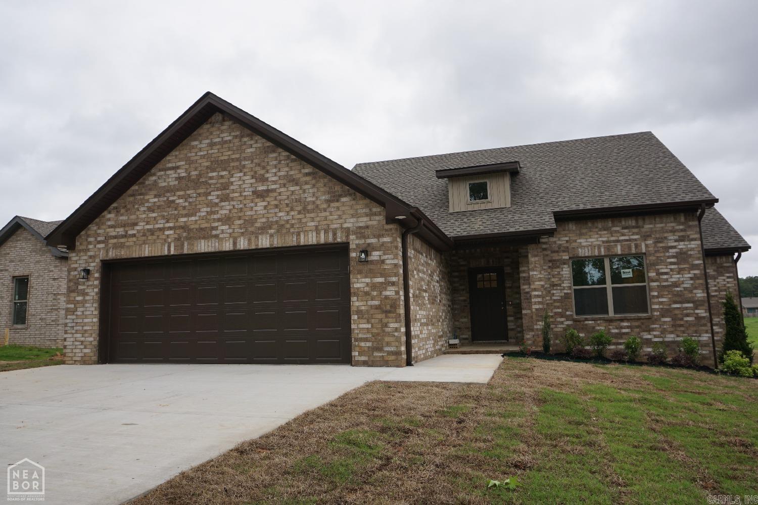 1814 N Oak  Brookland, AR