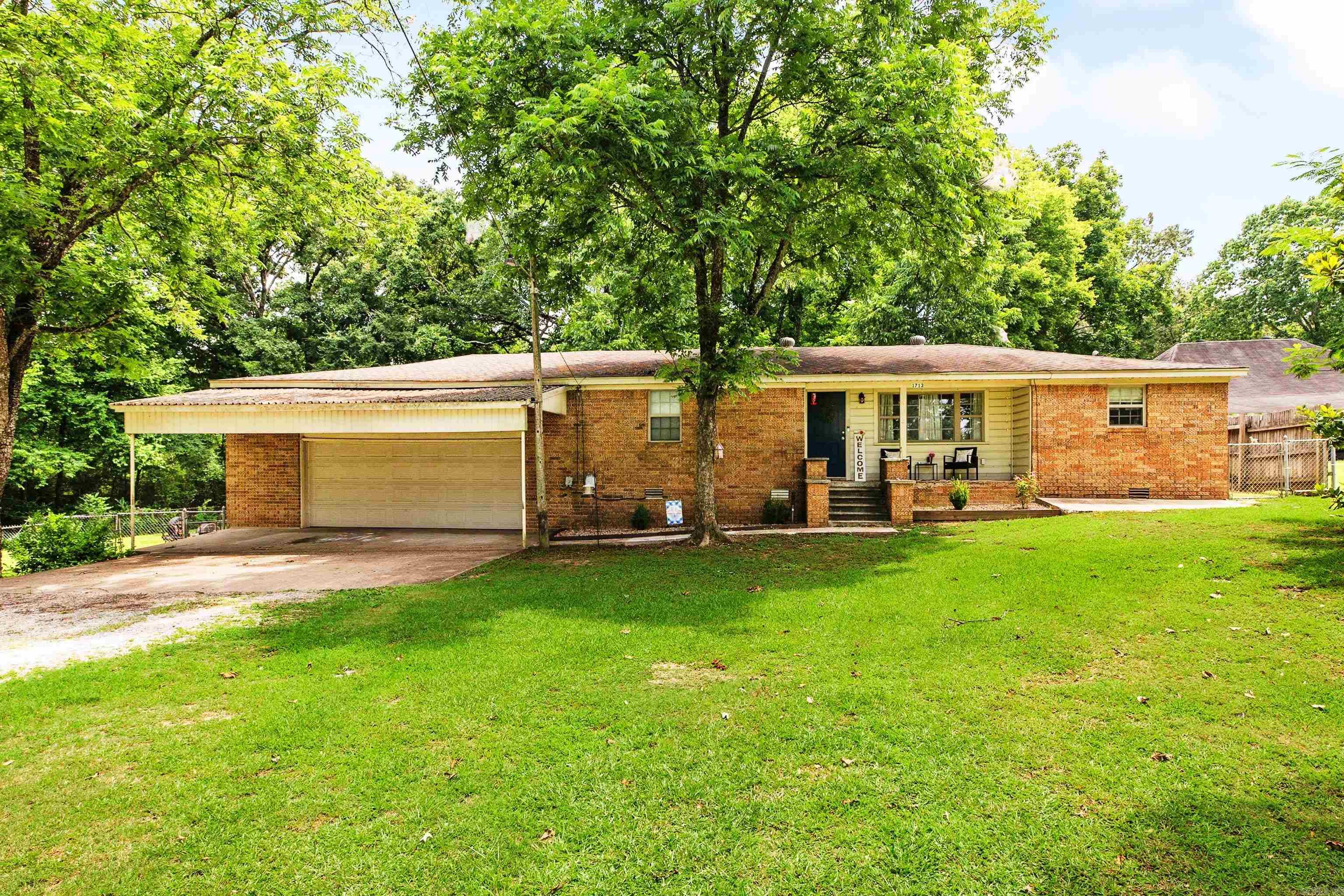 1713 Salem Road