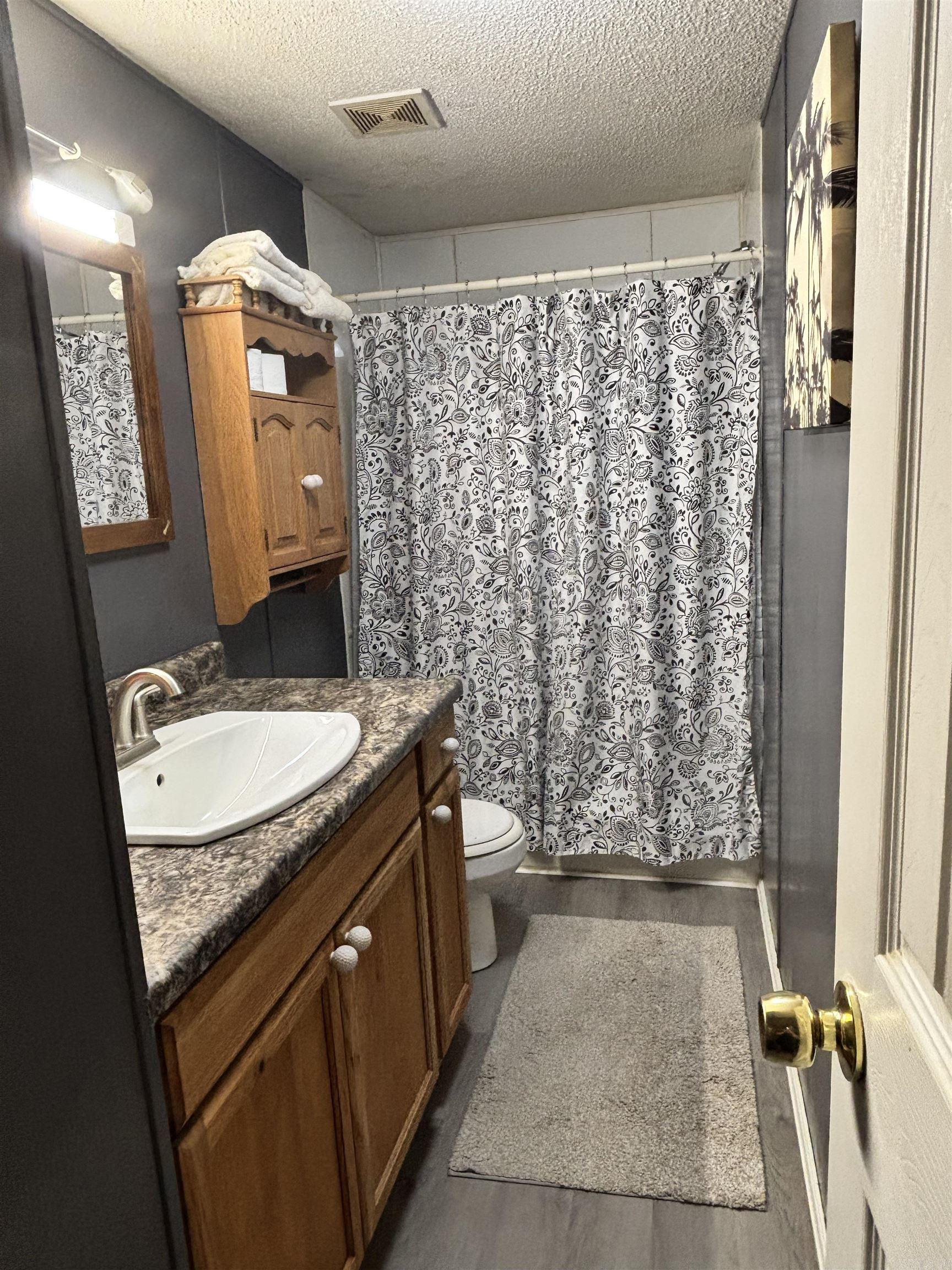 202 N Georgia  Bloomburg, TX