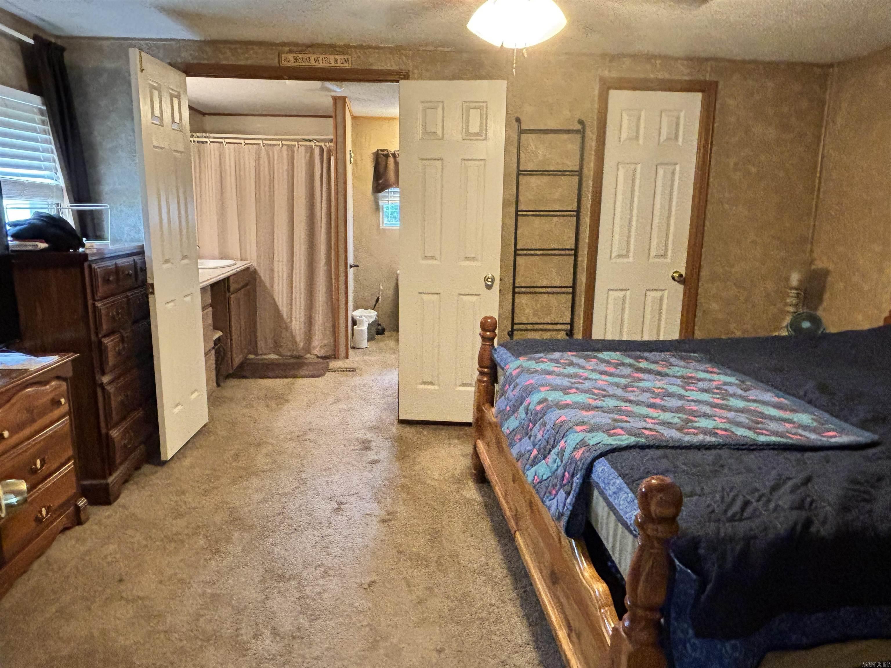 202 N Georgia  Bloomburg, TX