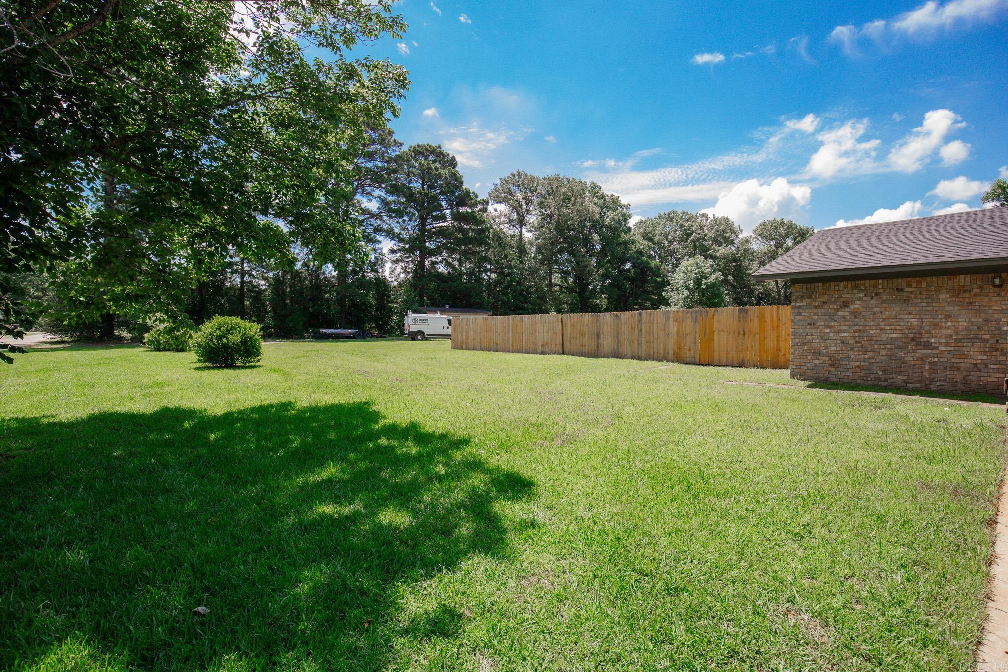 1201 Robin  White Hall, AR