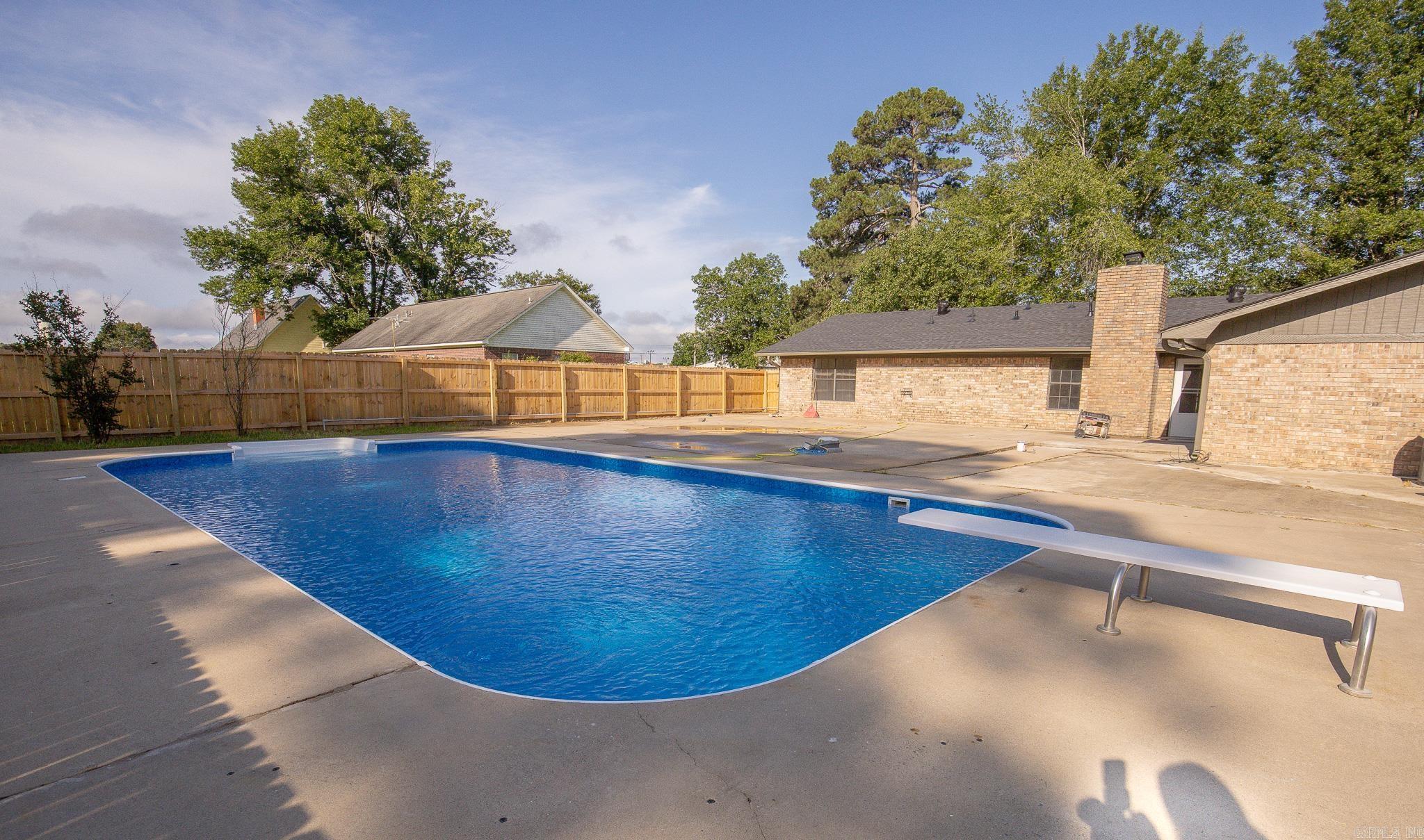 1201 Robin  White Hall, AR