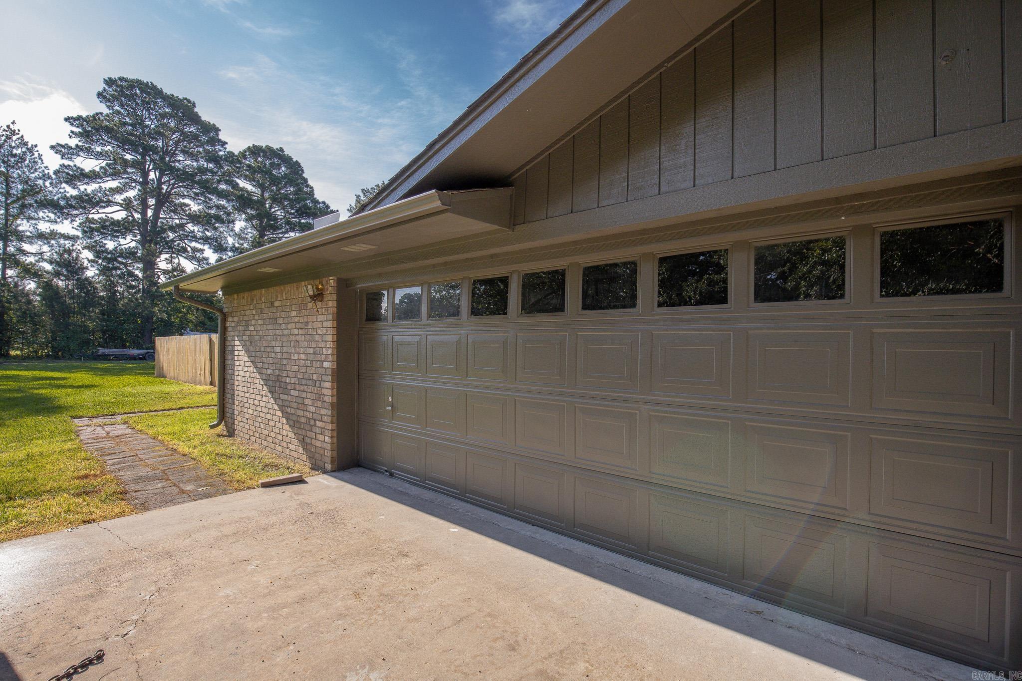1201 Robin  White Hall, AR