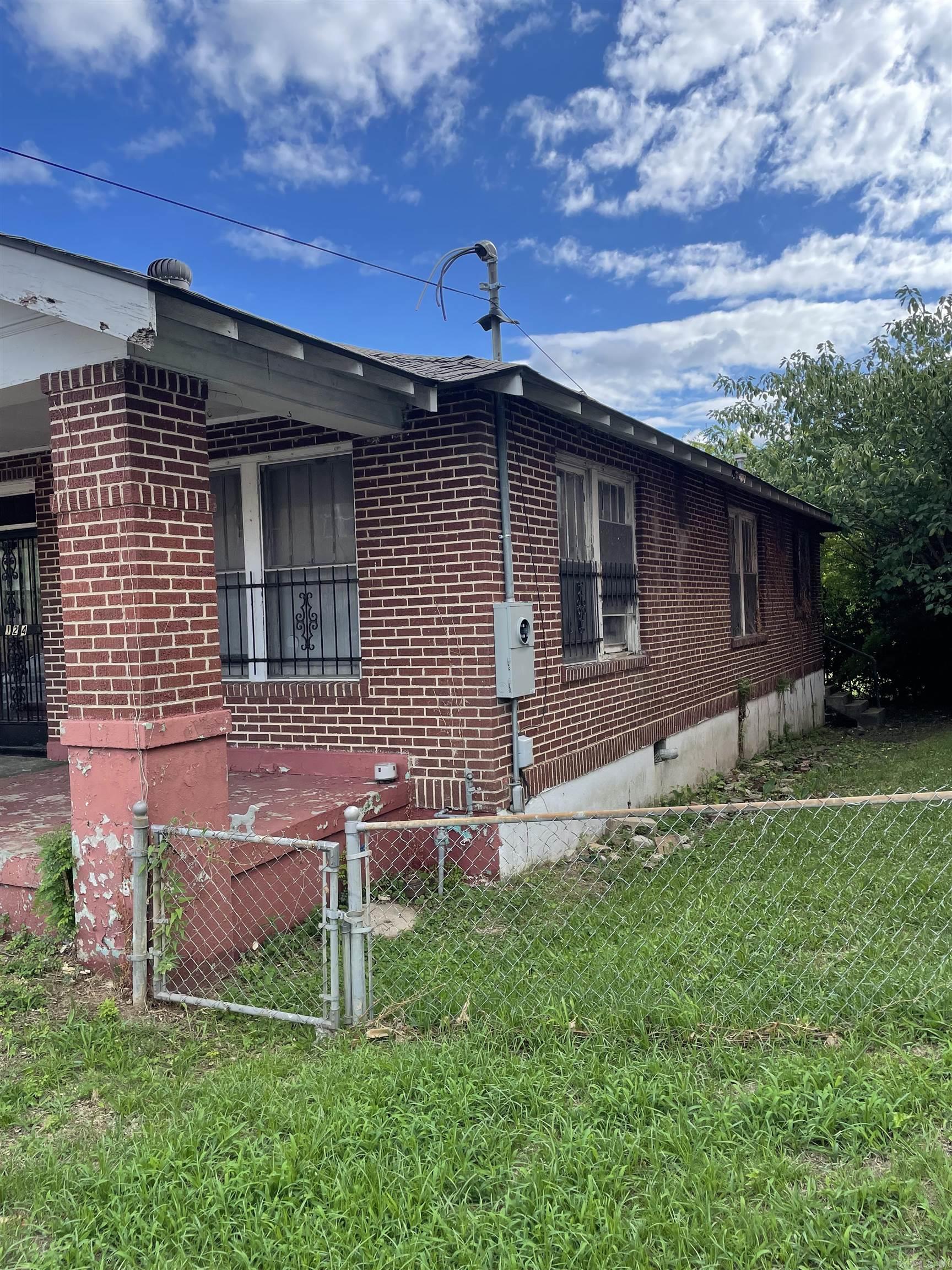 124 Pleasant  Hot Springs, AR