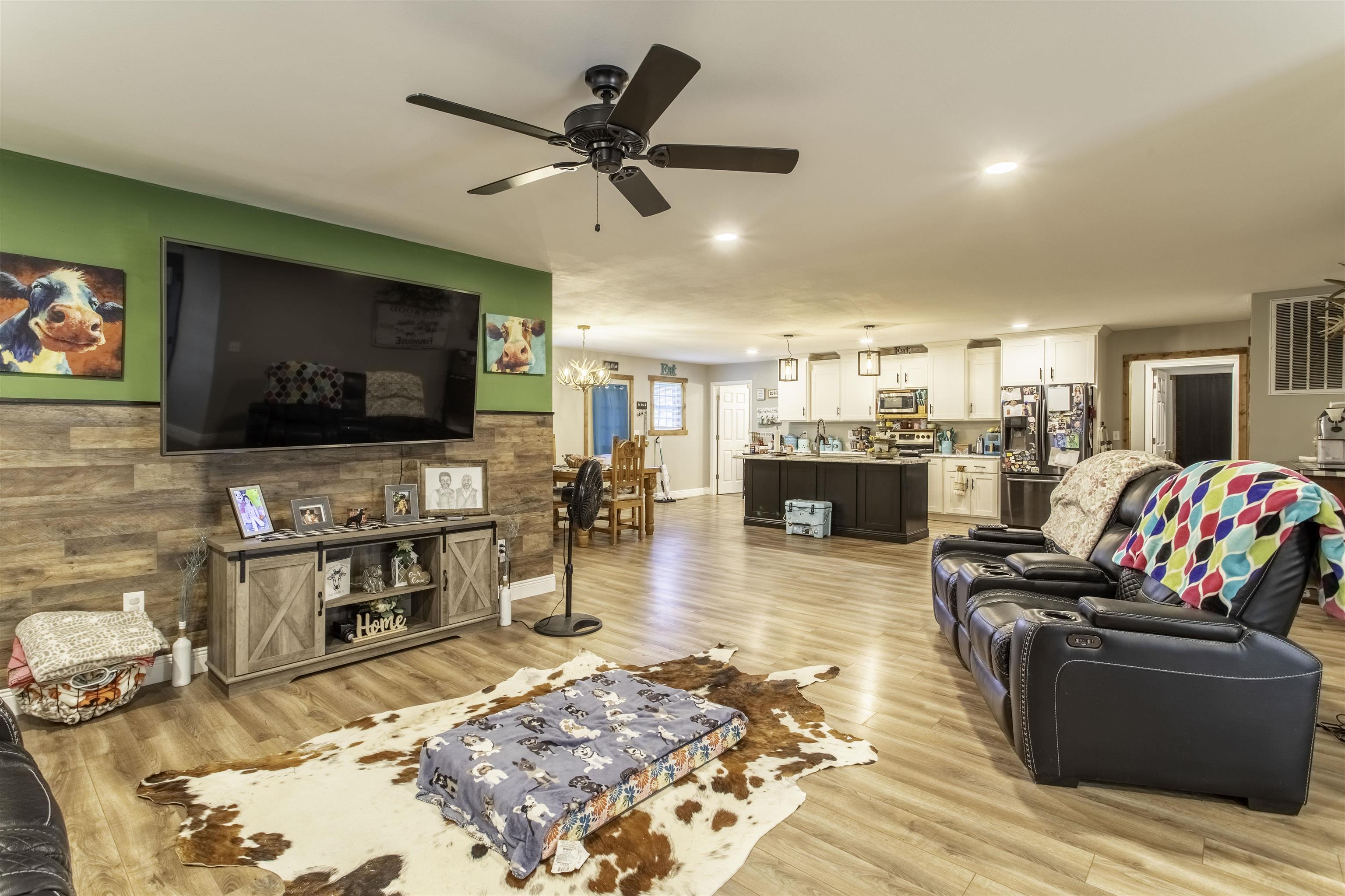 21141 Highway 90  Ravenden, AR