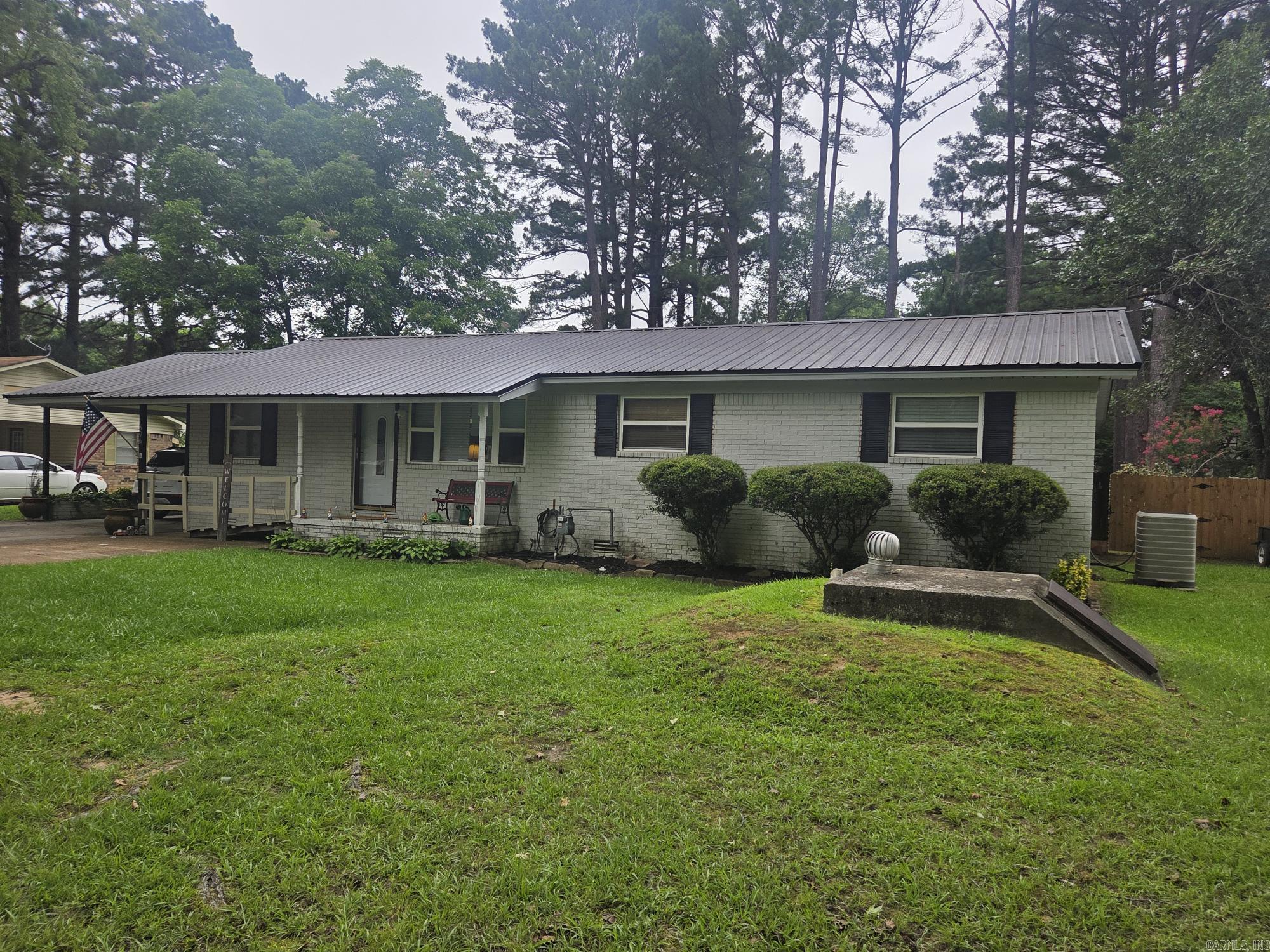 606 King  Searcy, AR
