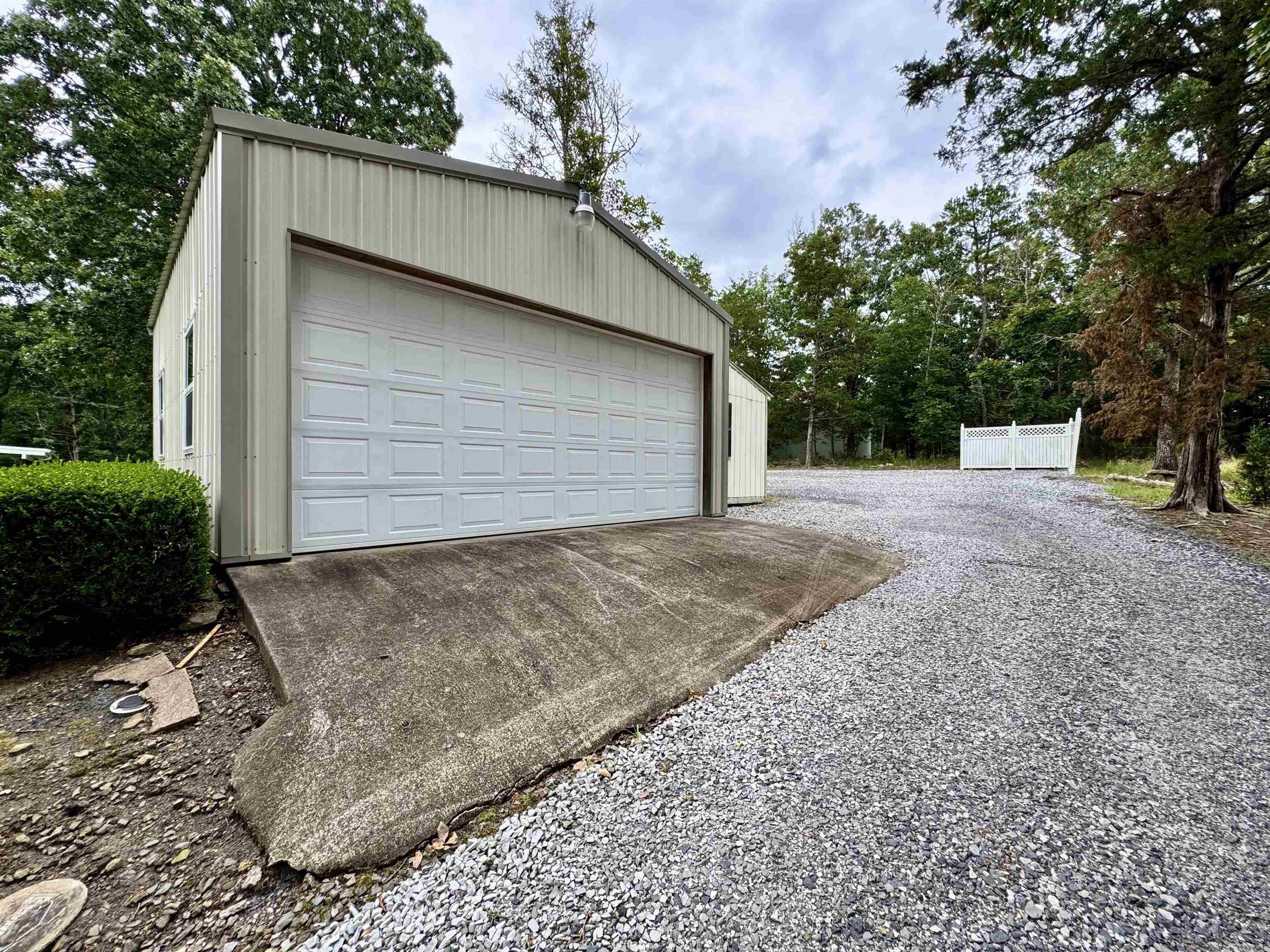 49 Old Spring  Tumbling Shoals, AR