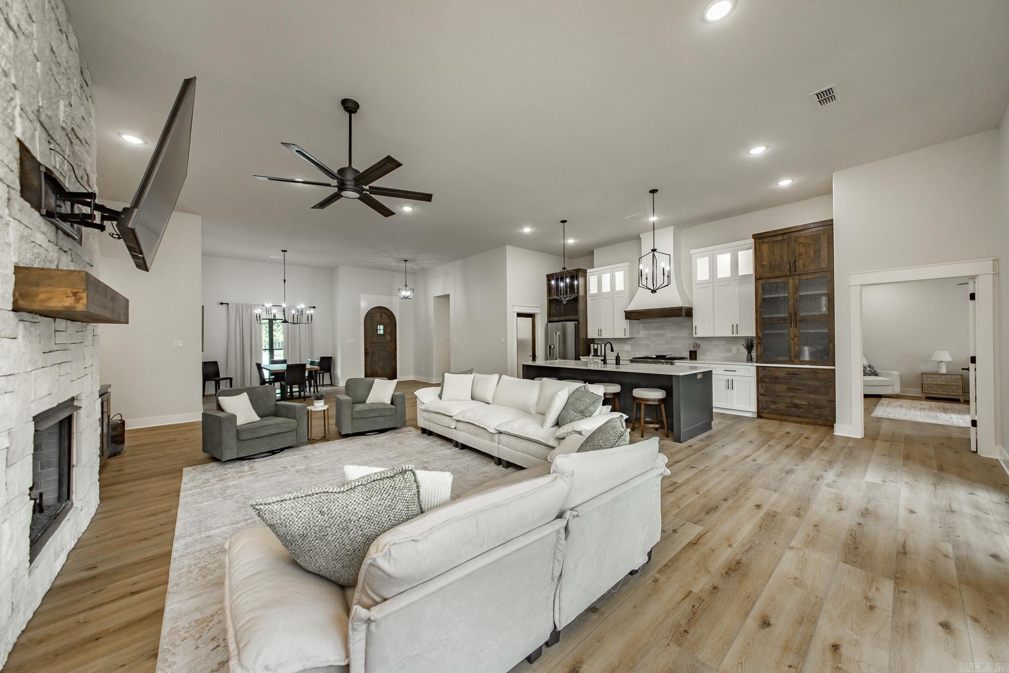 79 Hawks  Edgemont, AR