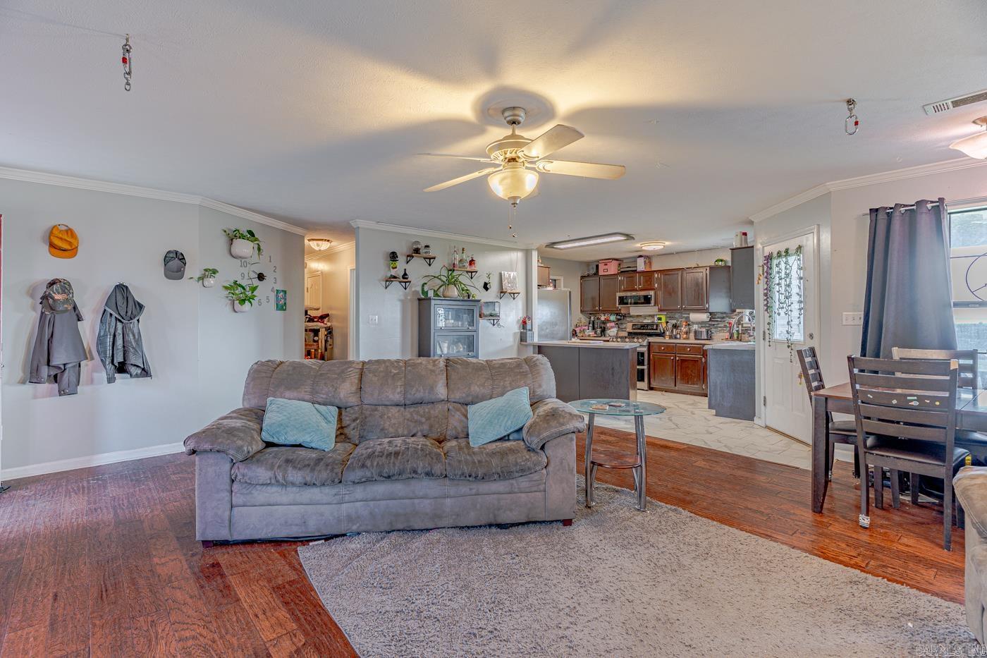 5530 N County Road 917  Blytheville, AR