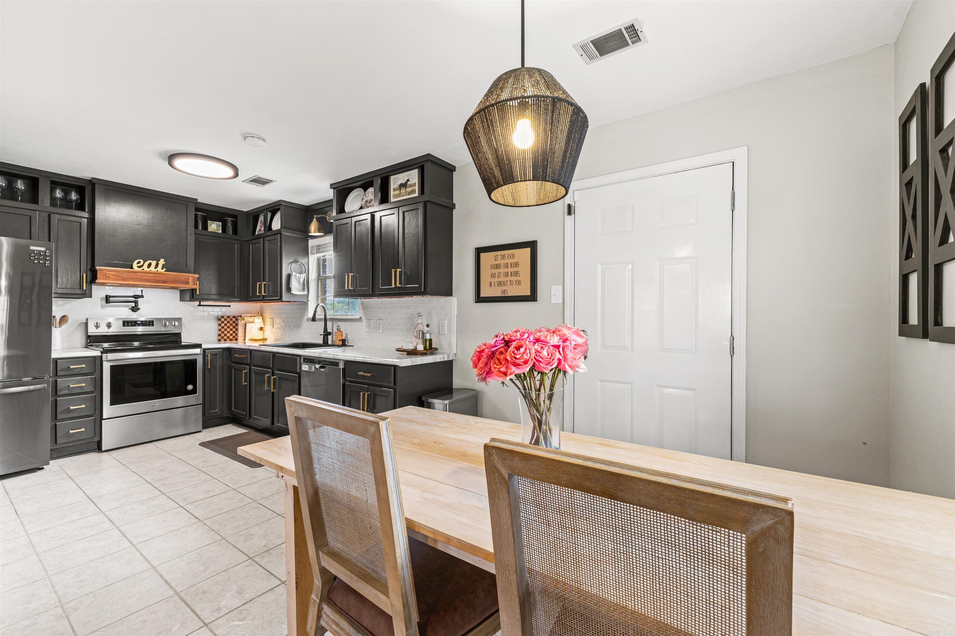 2315 Remington  Conway, AR
