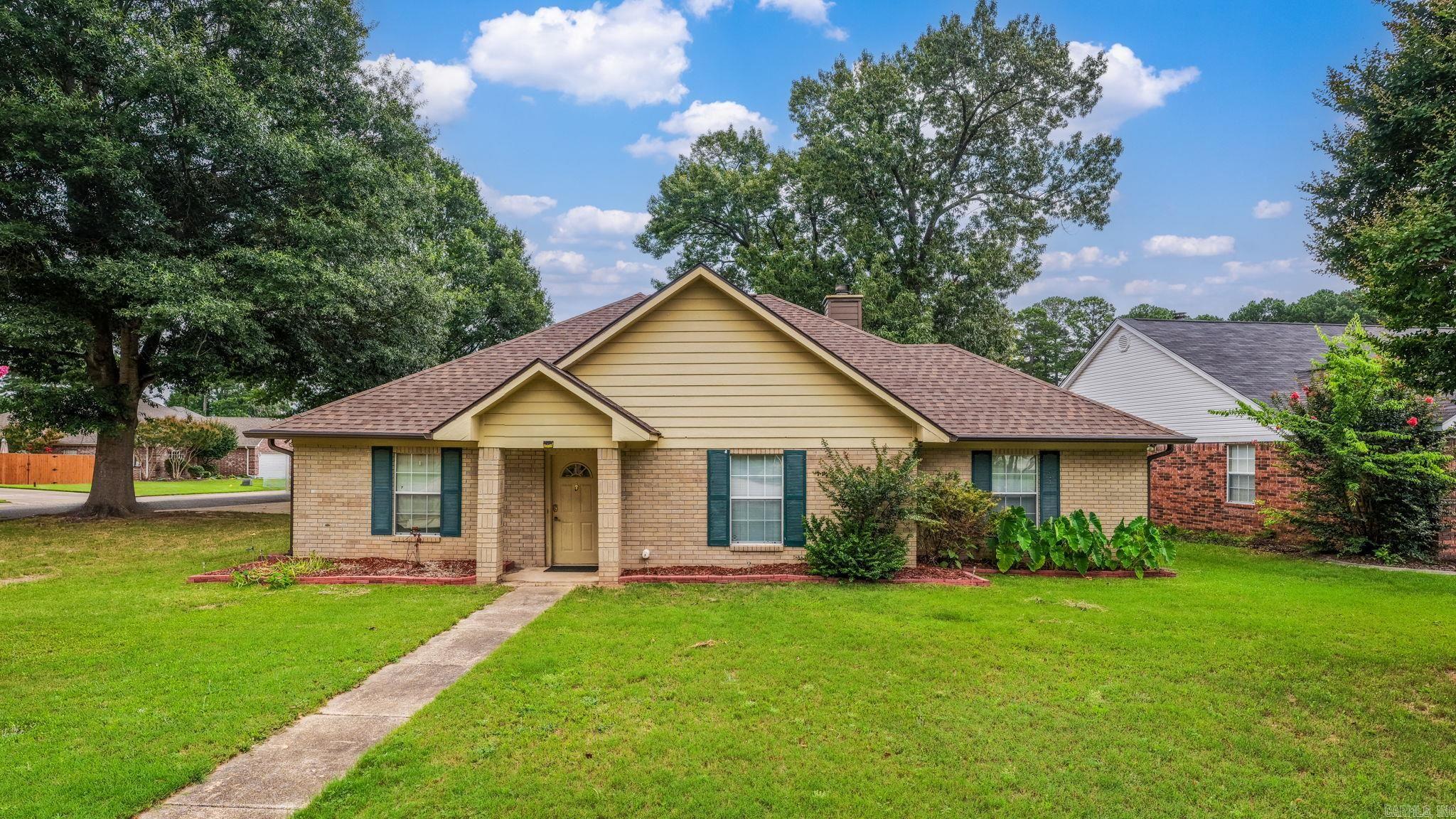 158 Lily  Maumelle, AR