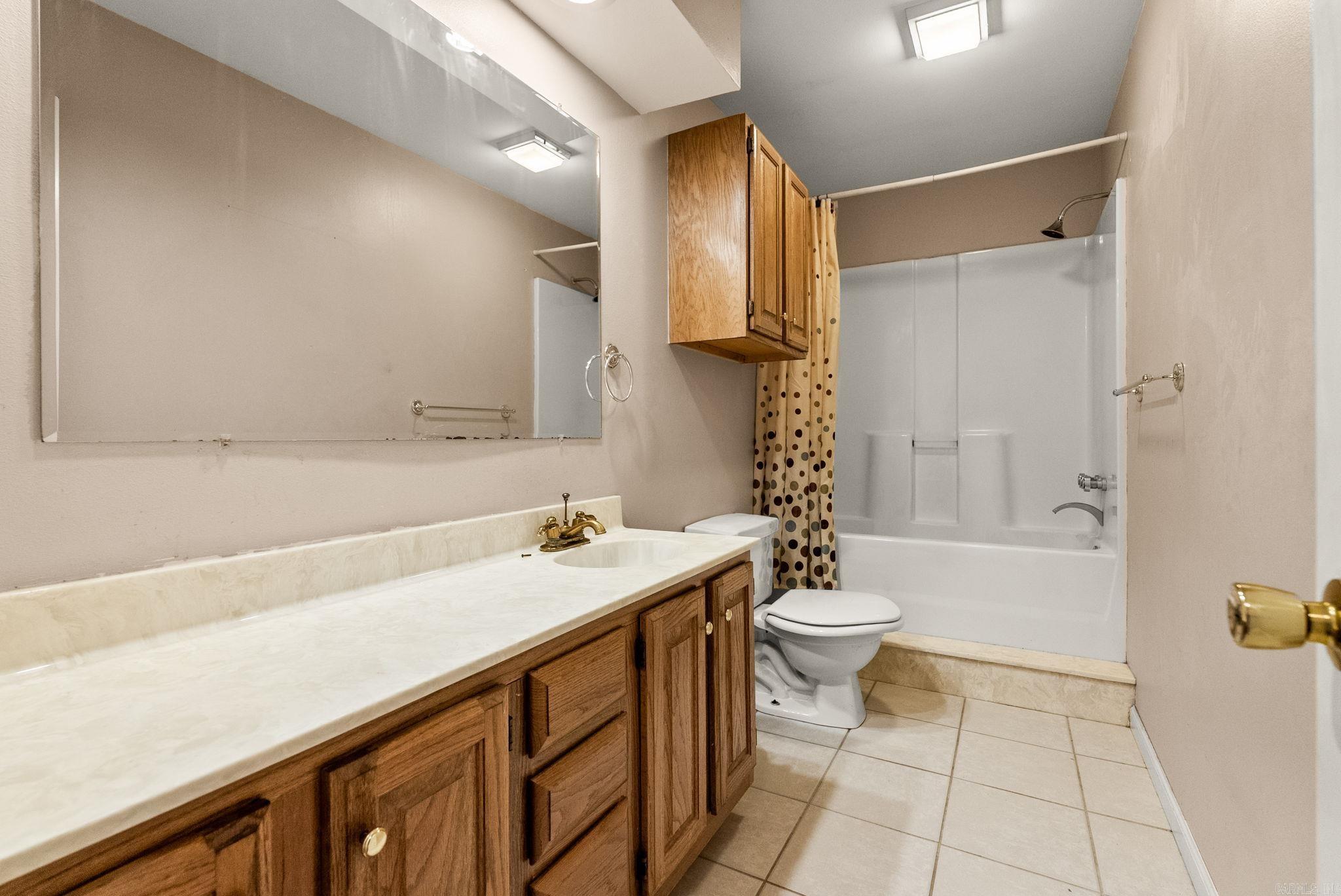 158 Lily  Maumelle, AR