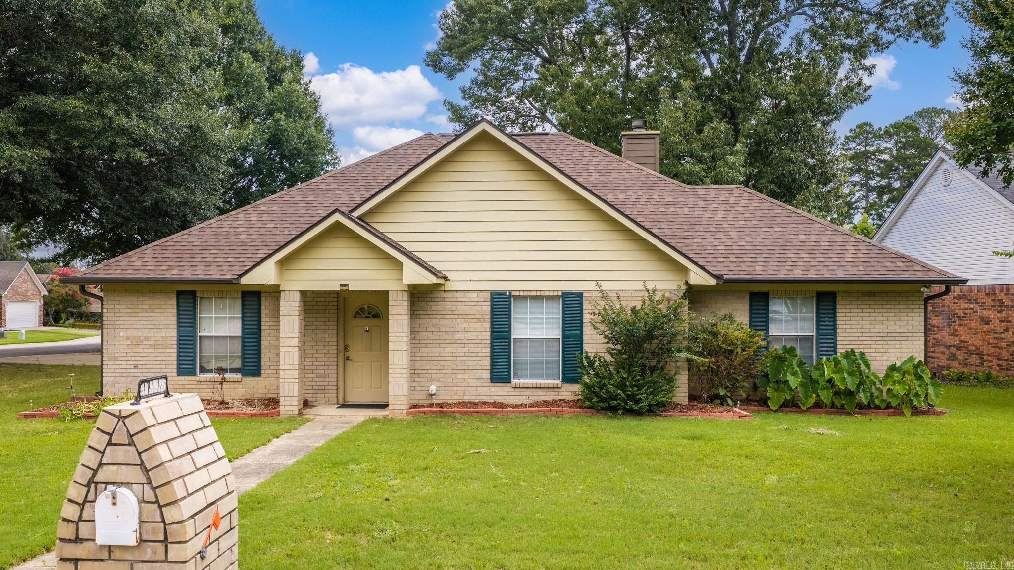 158 Lily  Maumelle, AR