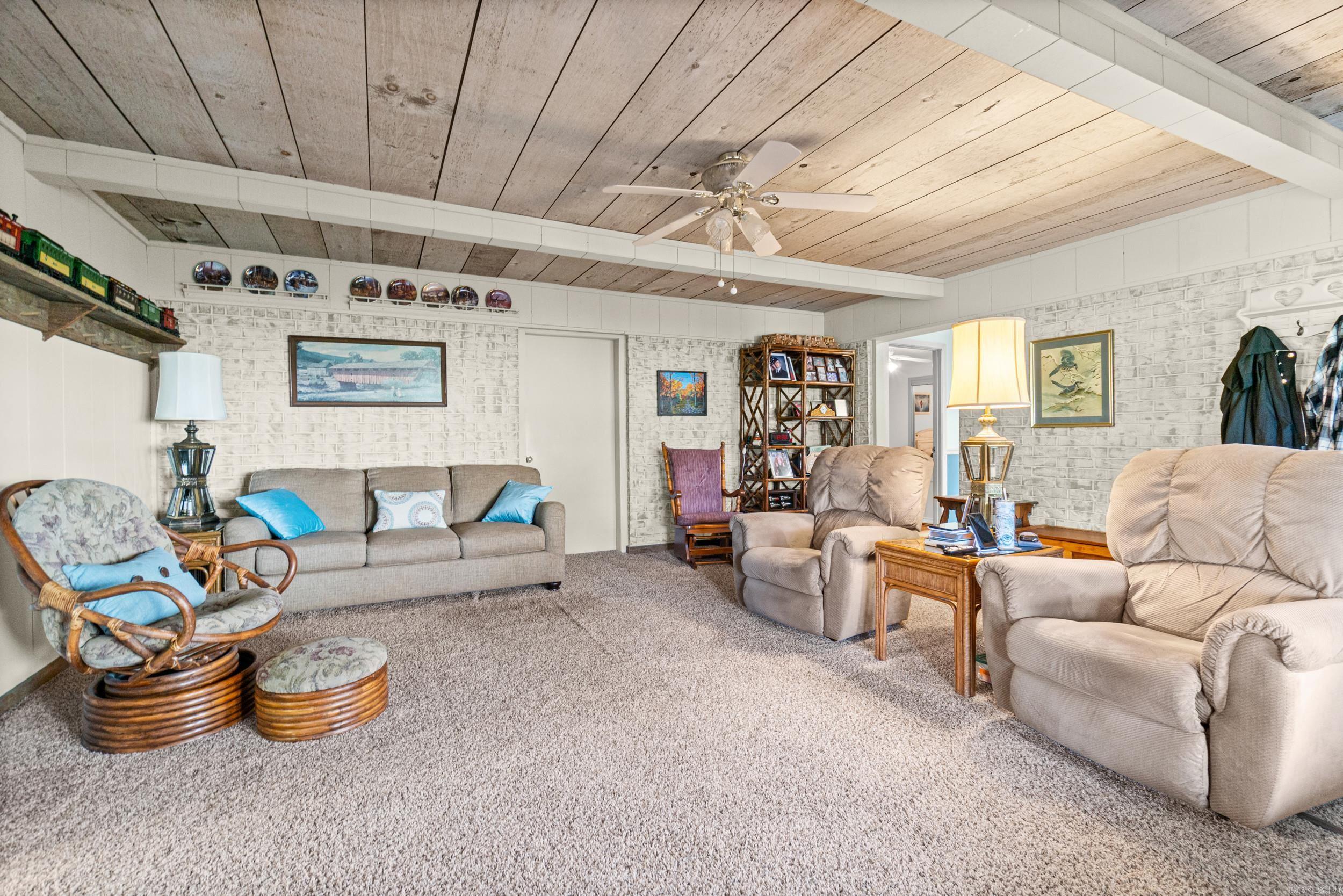 324 Little Rock  Heber Springs, AR