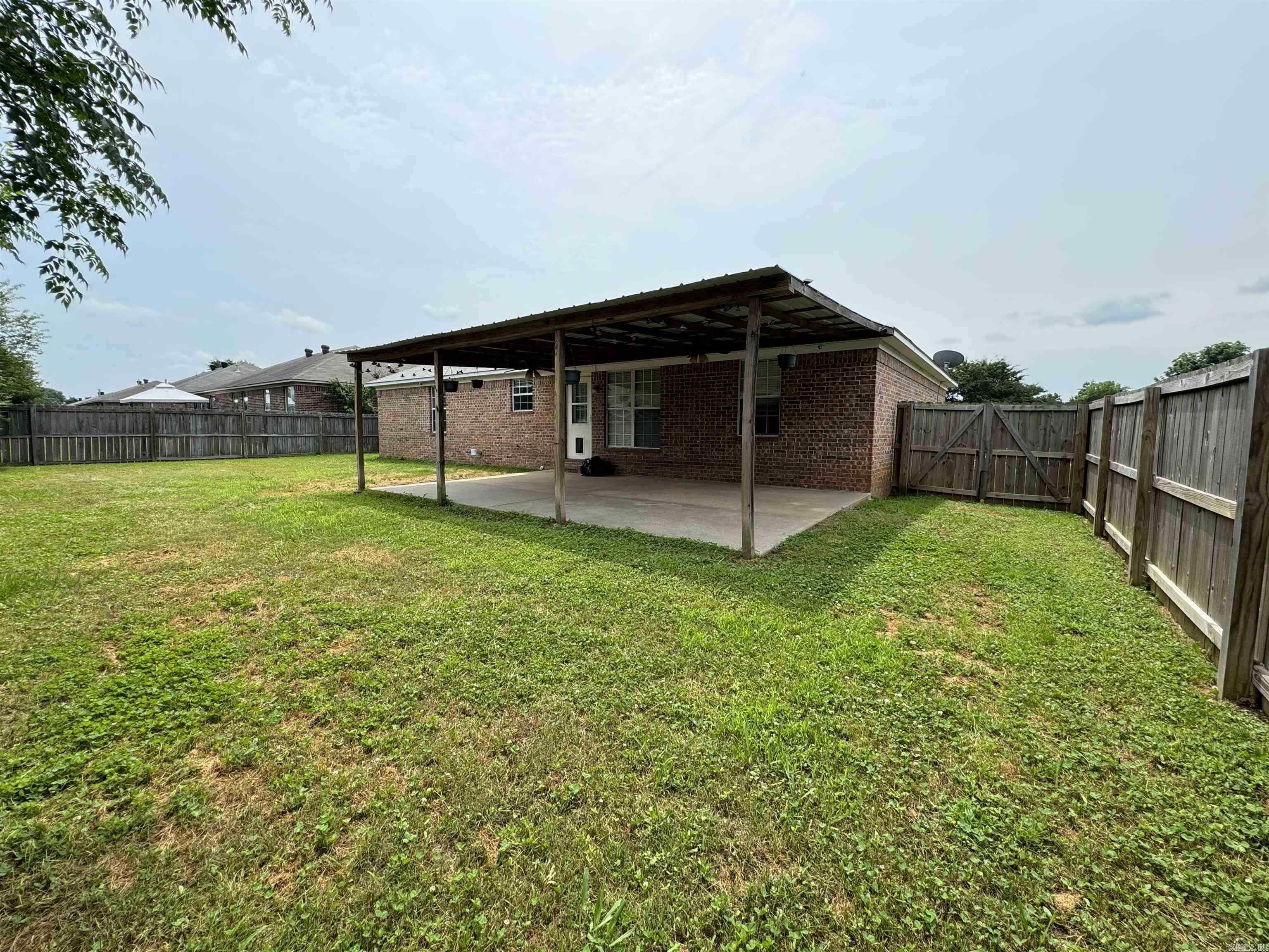2830 York  Conway, AR