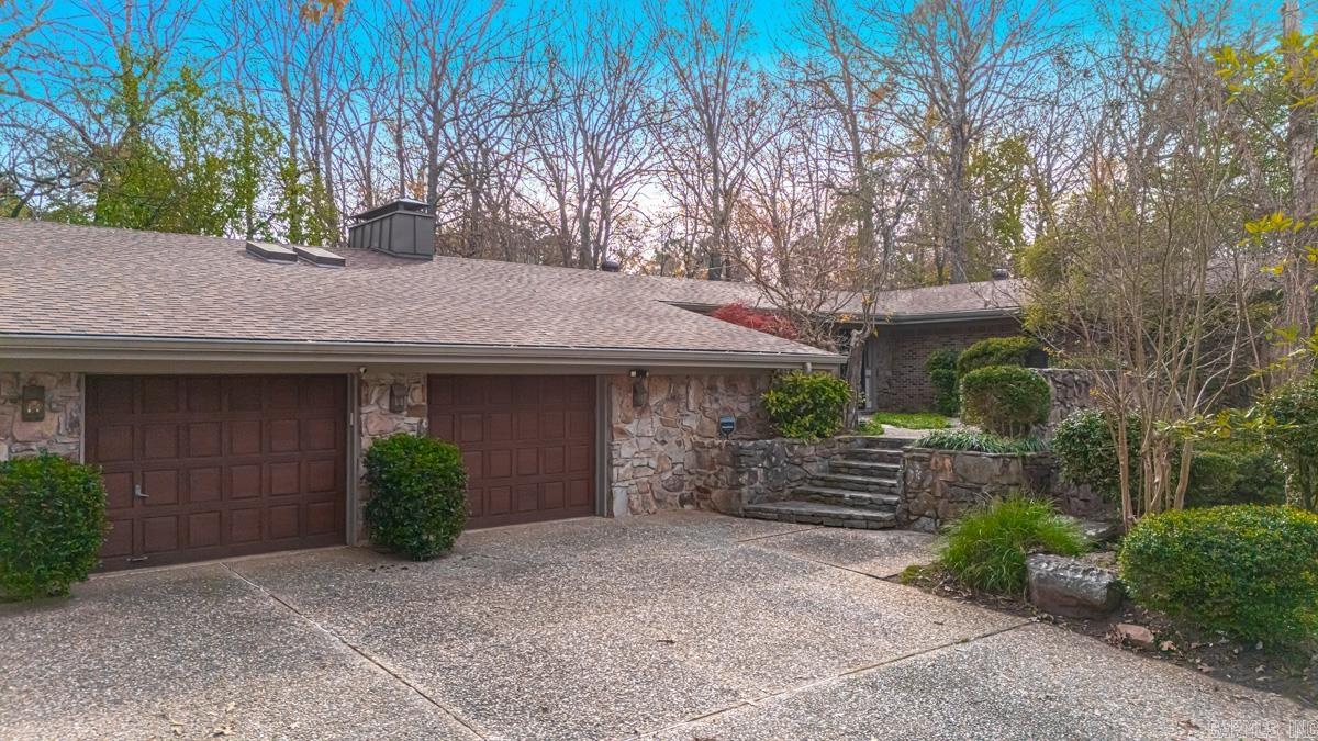 12 Club Manor  Maumelle, AR