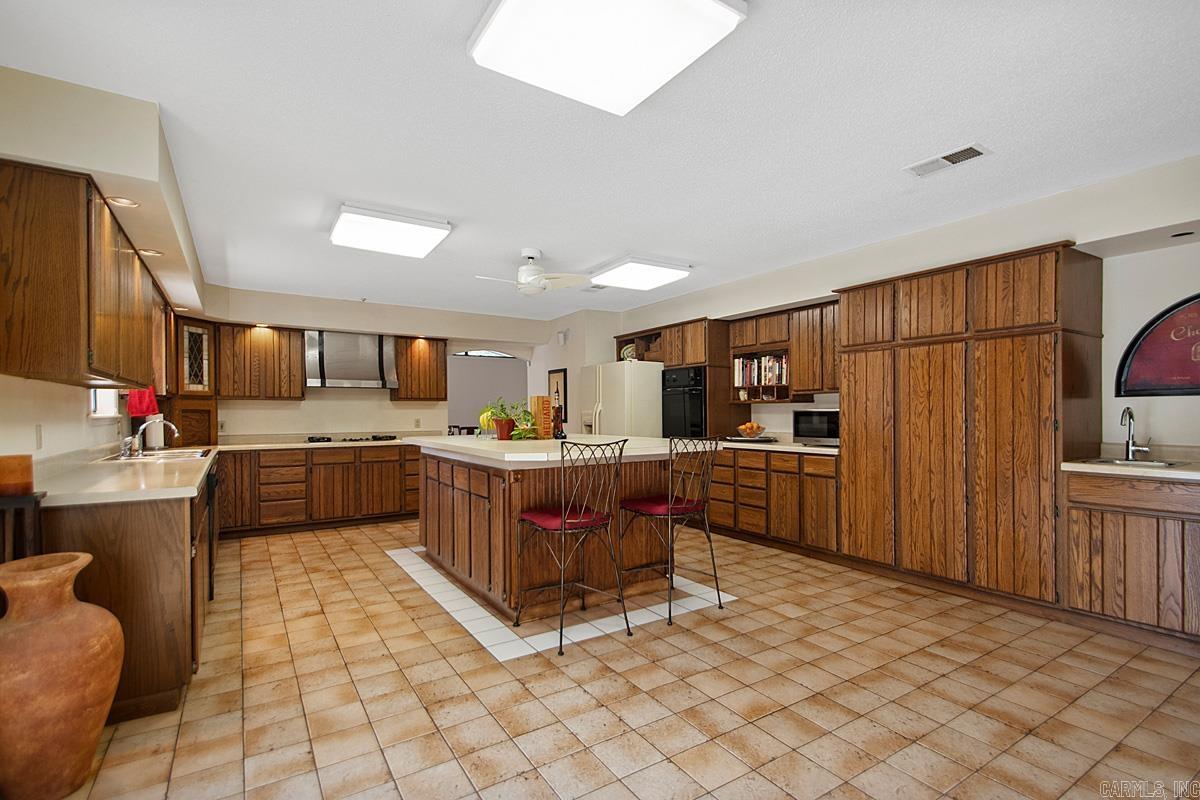 12 Club Manor  Maumelle, AR