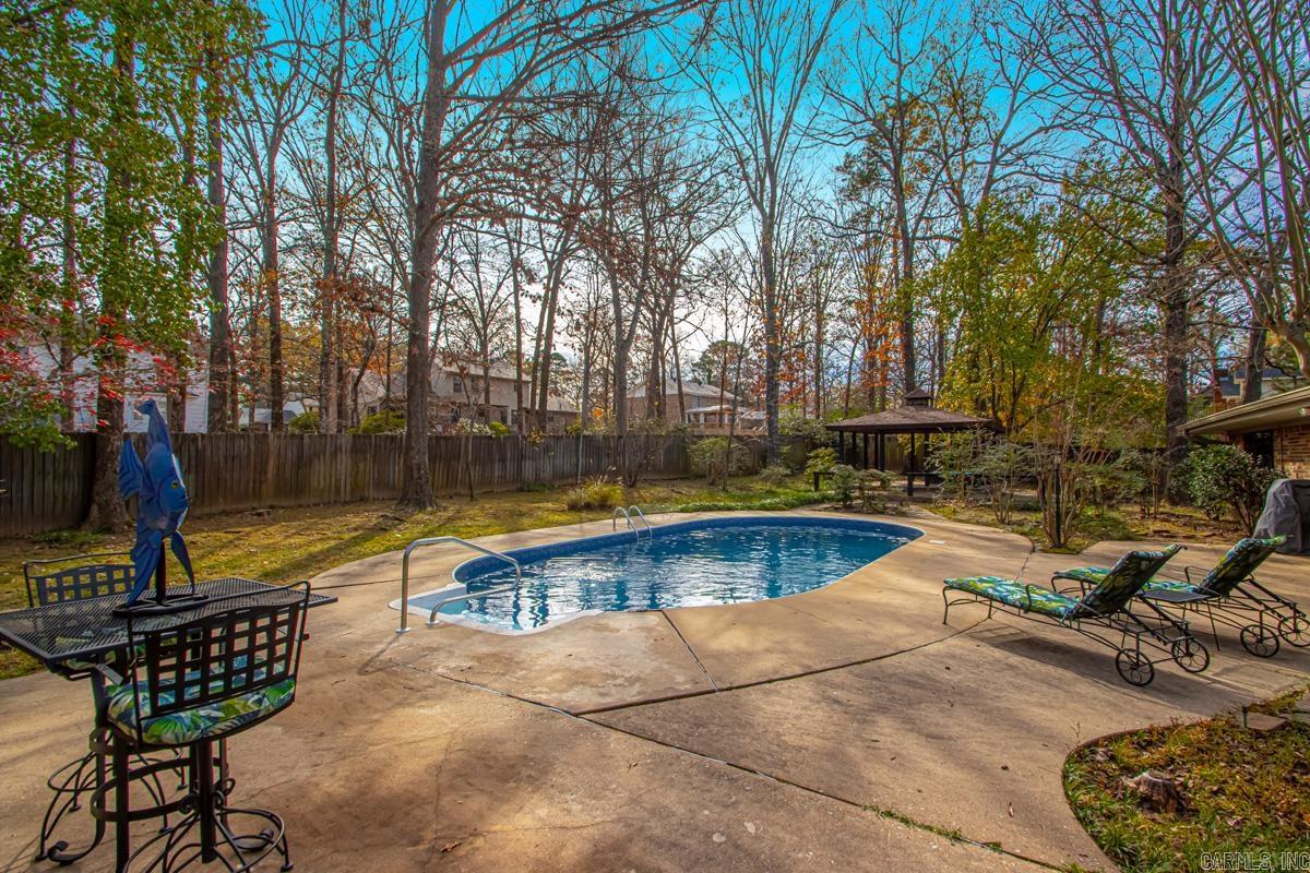 12 Club Manor  Maumelle, AR