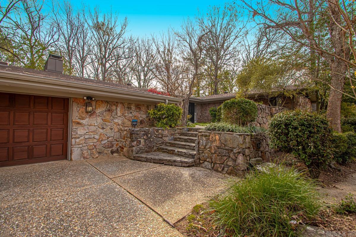 12 Club Manor  Maumelle, AR