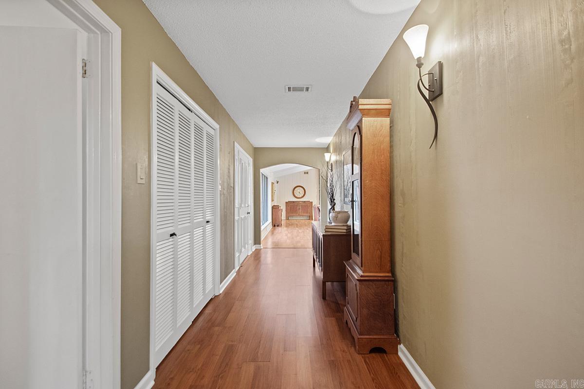 12 Club Manor  Maumelle, AR