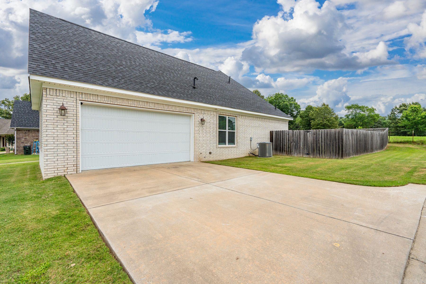 273 Windcrest Circle  Hot Springs, AR