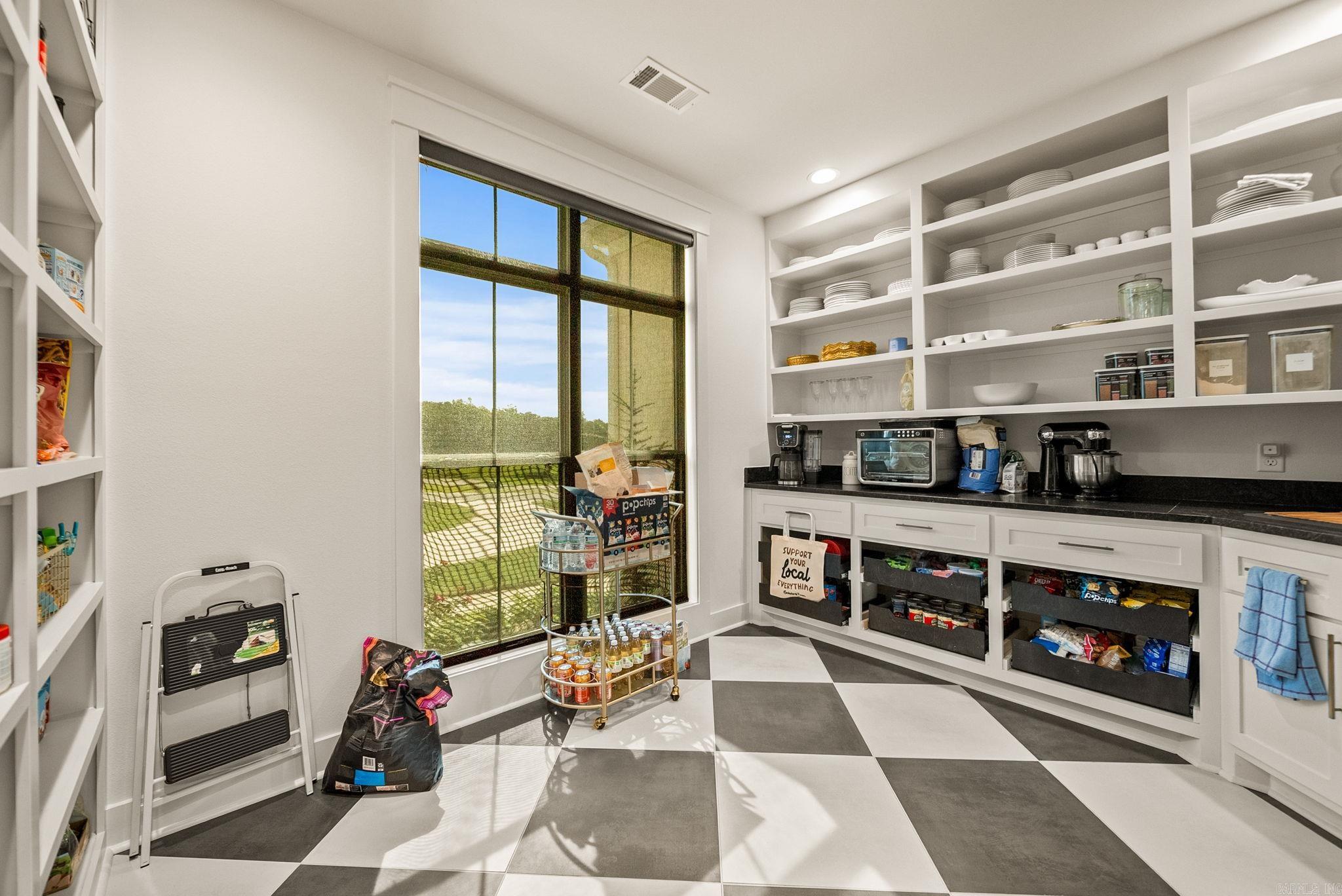 8 Rae Valley Drive Greenbrier, AR 72058