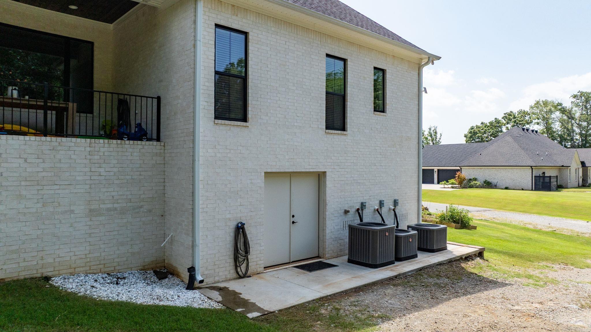 8 Rae Valley Drive Greenbrier, AR 72058