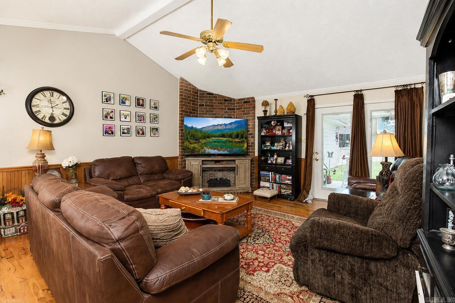 803 Green Oaks  White Hall, AR