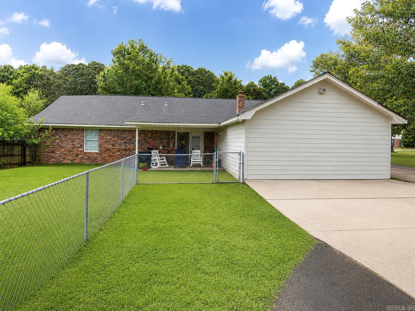 803 Green Oaks  White Hall, AR