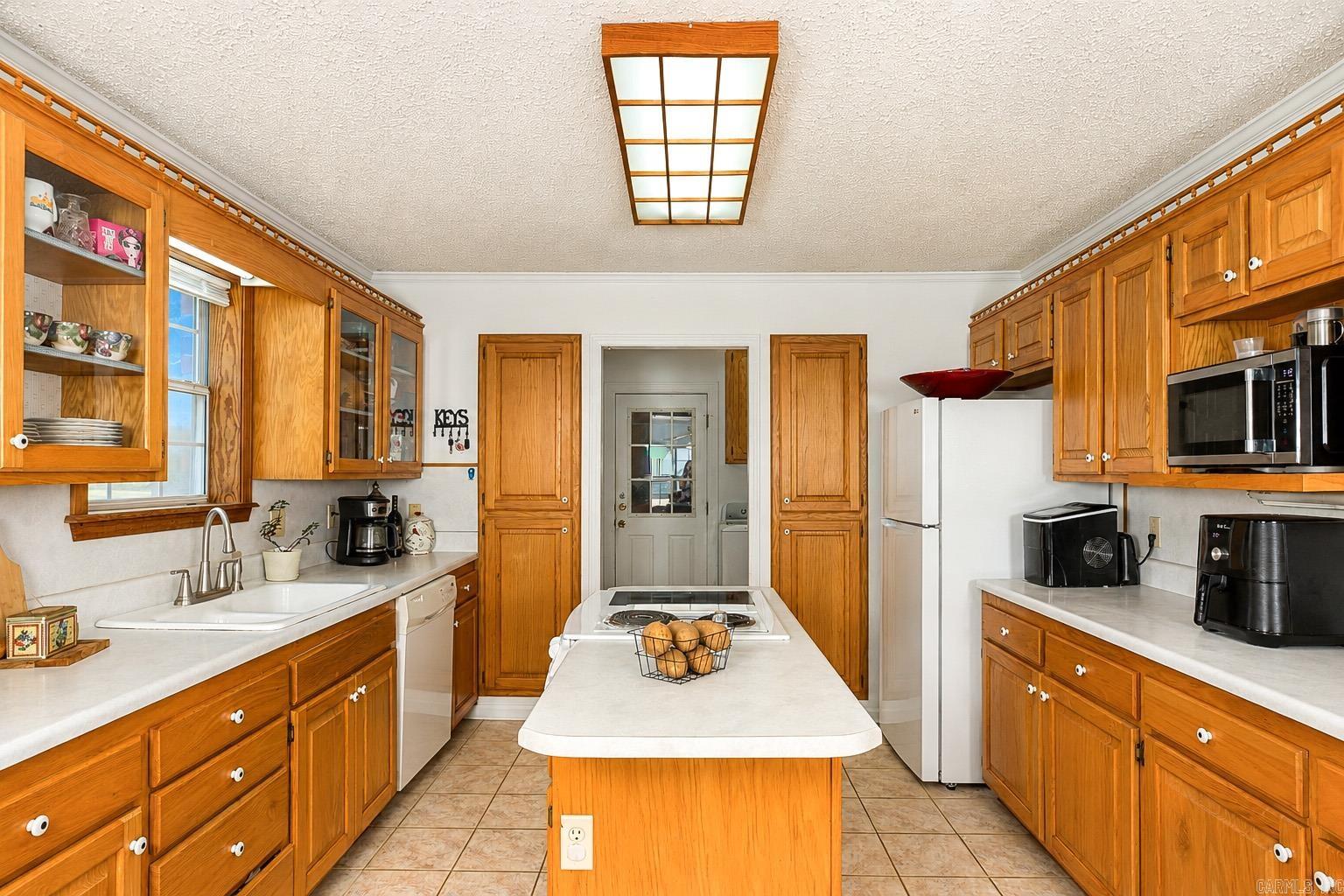 803 Green Oaks  White Hall, AR