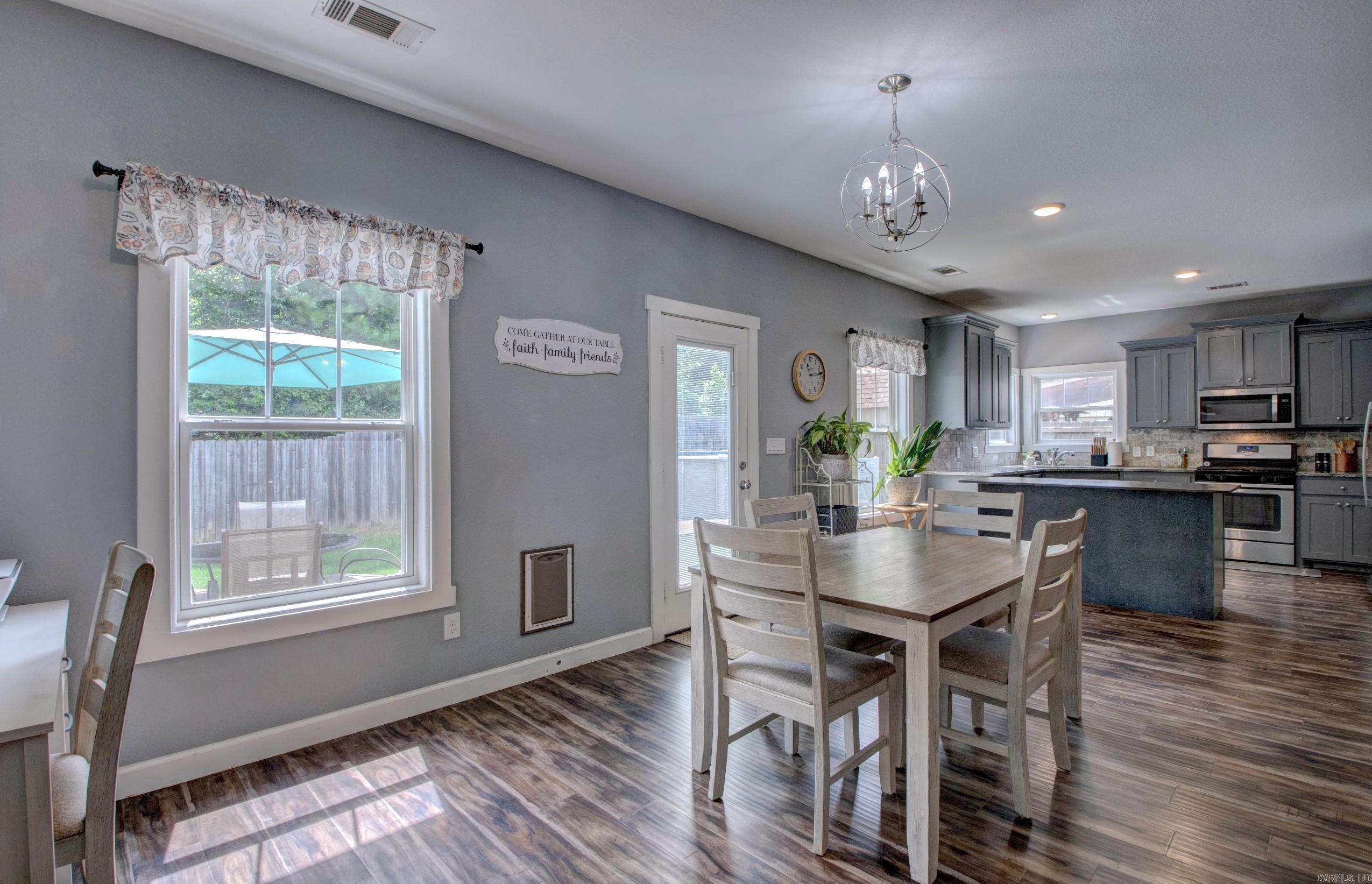 2917 Gillis Drive  Benton, AR