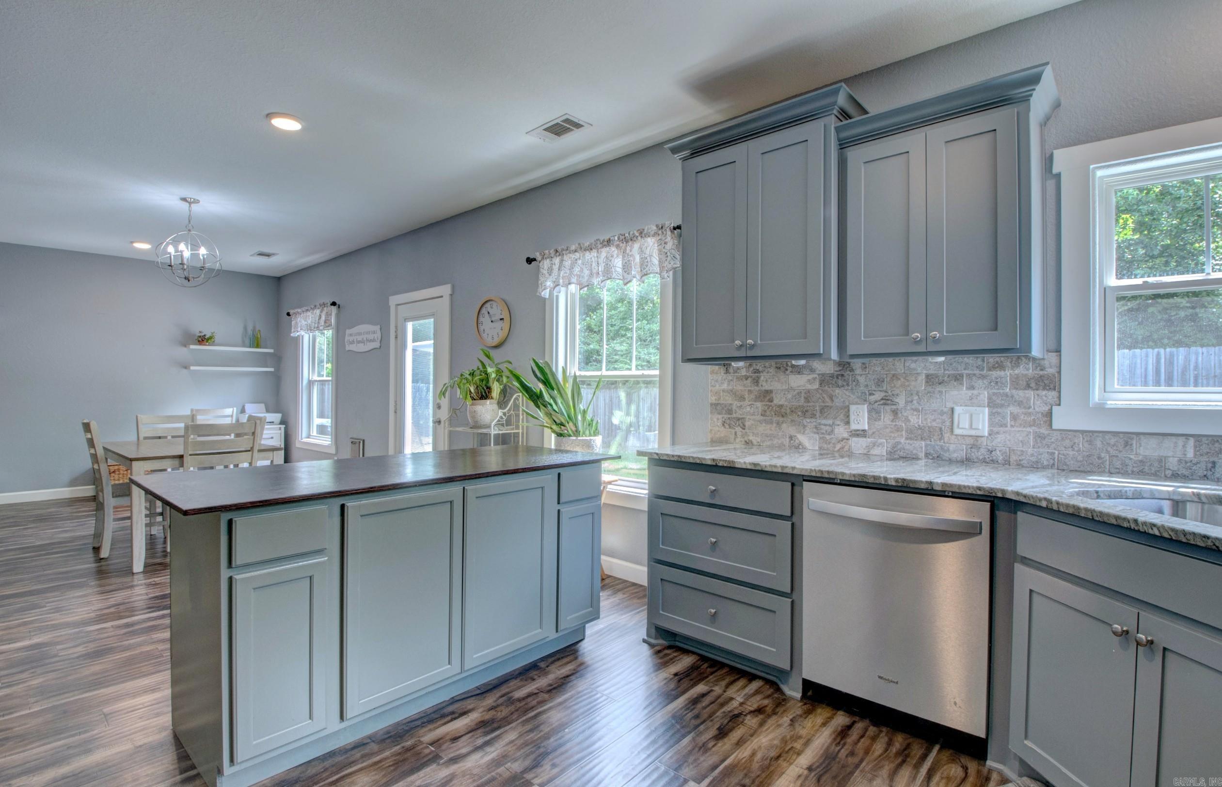 2917 Gillis Drive  Benton, AR