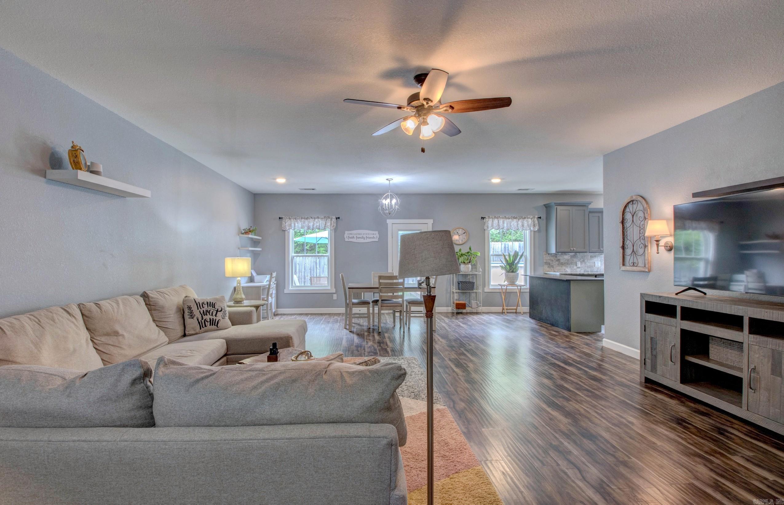 2917 Gillis Drive  Benton, AR