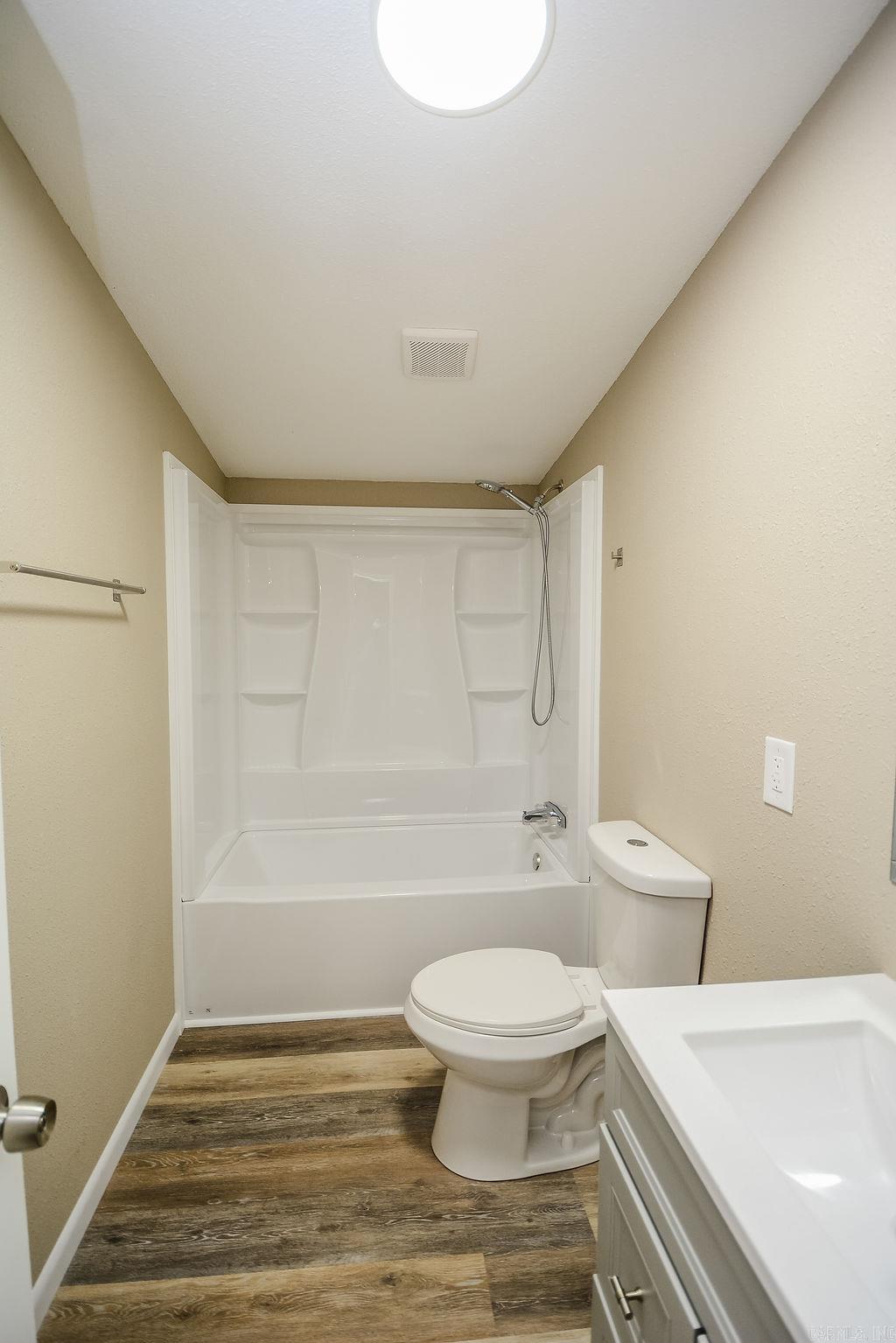 1036 Tippitt  Austin, AR