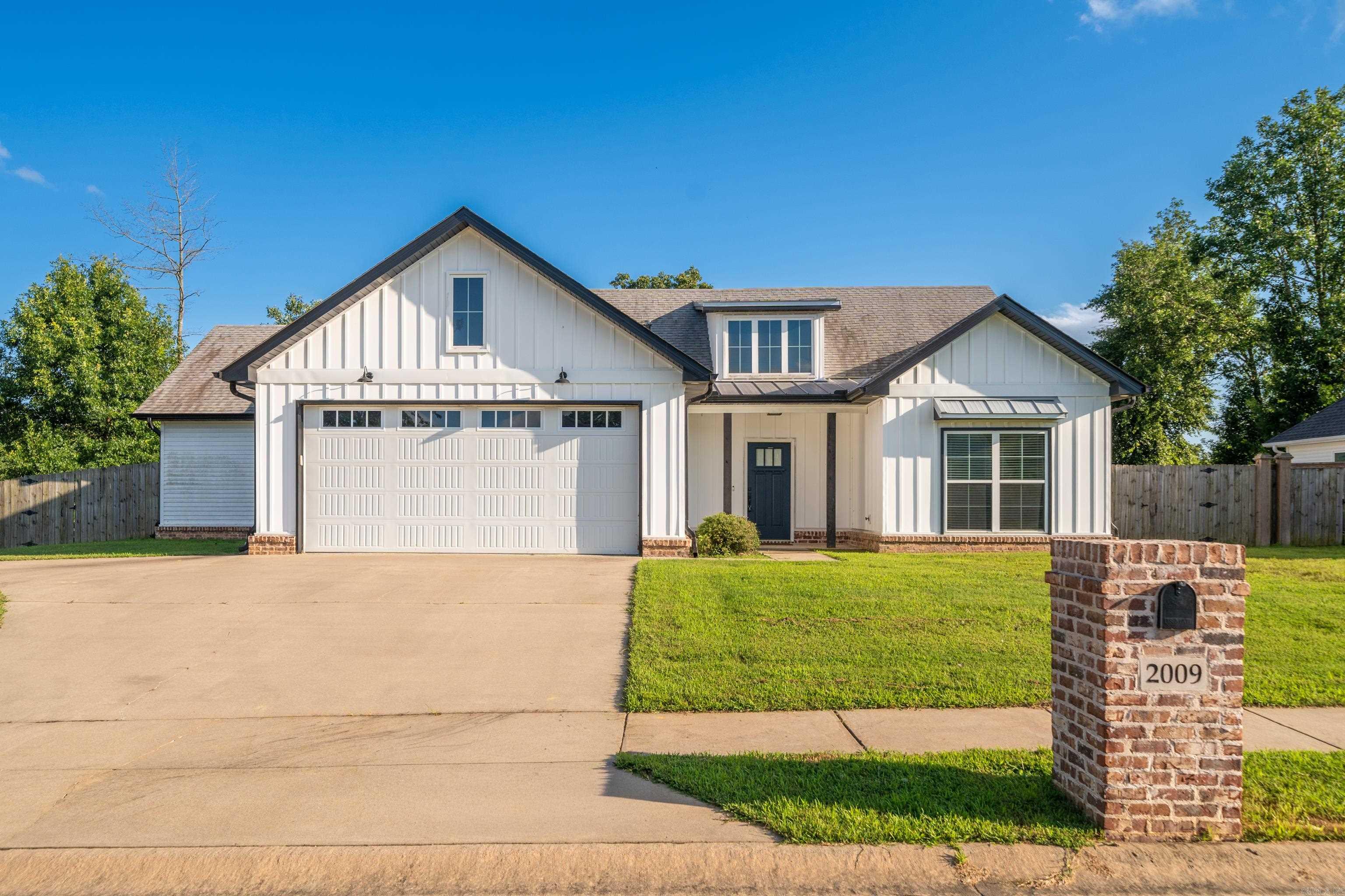 2009 Berkshire  Benton, AR